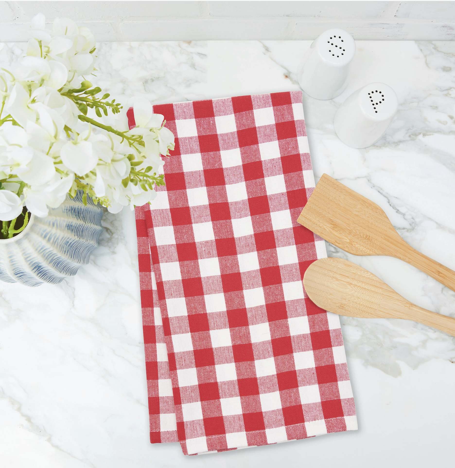 red towel.png