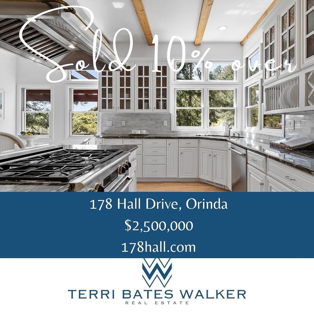 SOLD 10% OVER LIST.&nbsp;&nbsp;178 Hall Drive, Orinda. $2,500,000.&nbsp;&nbsp;Unique custom home with 4+ beds, 4 baths on a private view lot.&nbsp;&nbsp;
💙🏠💙178hall.com&nbsp;&nbsp;.
.
.
DRE#01330081 #orinda #lamorinda #eastbay #california #realest