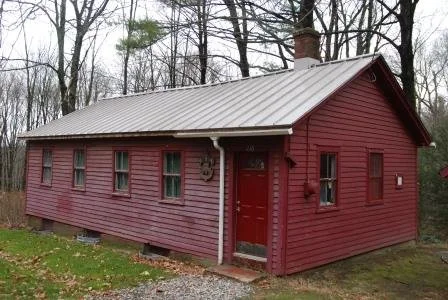 East Hill Schoolhouse, Canton