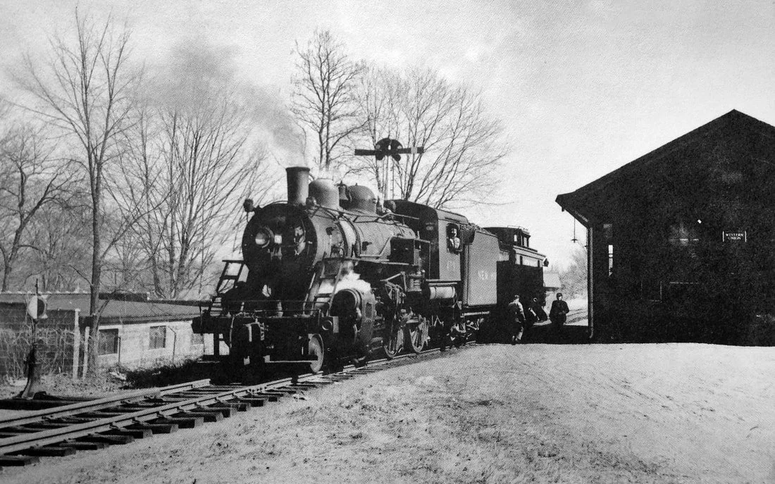 Unionville Depo and train.jpg