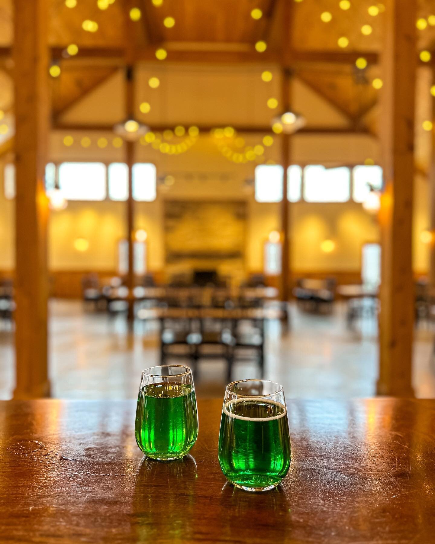 Celebrate St. Patrick&rsquo;s Day with us at the Cider Barn Sunday with live tunes by @thisisrubyjones from 1pm-4pm and our signature green cider. ☘️☘️☘️

#middeburgva #cider #stpatricksday