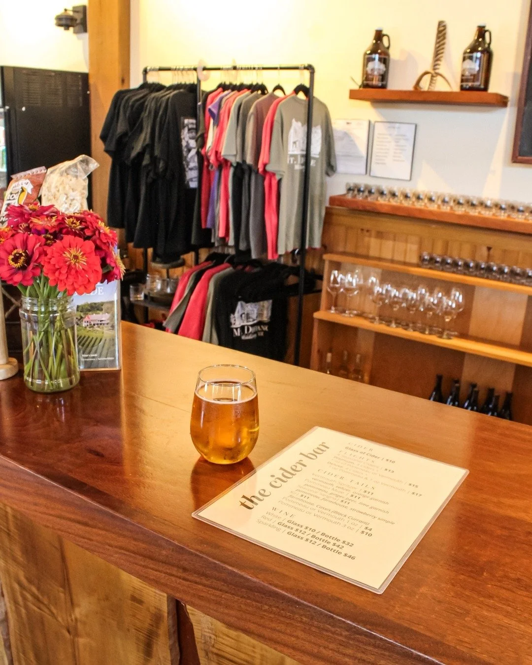 We've always got a seat saved for you at the Cider Bar. 🍎

#cidery #cider #visitloudoun