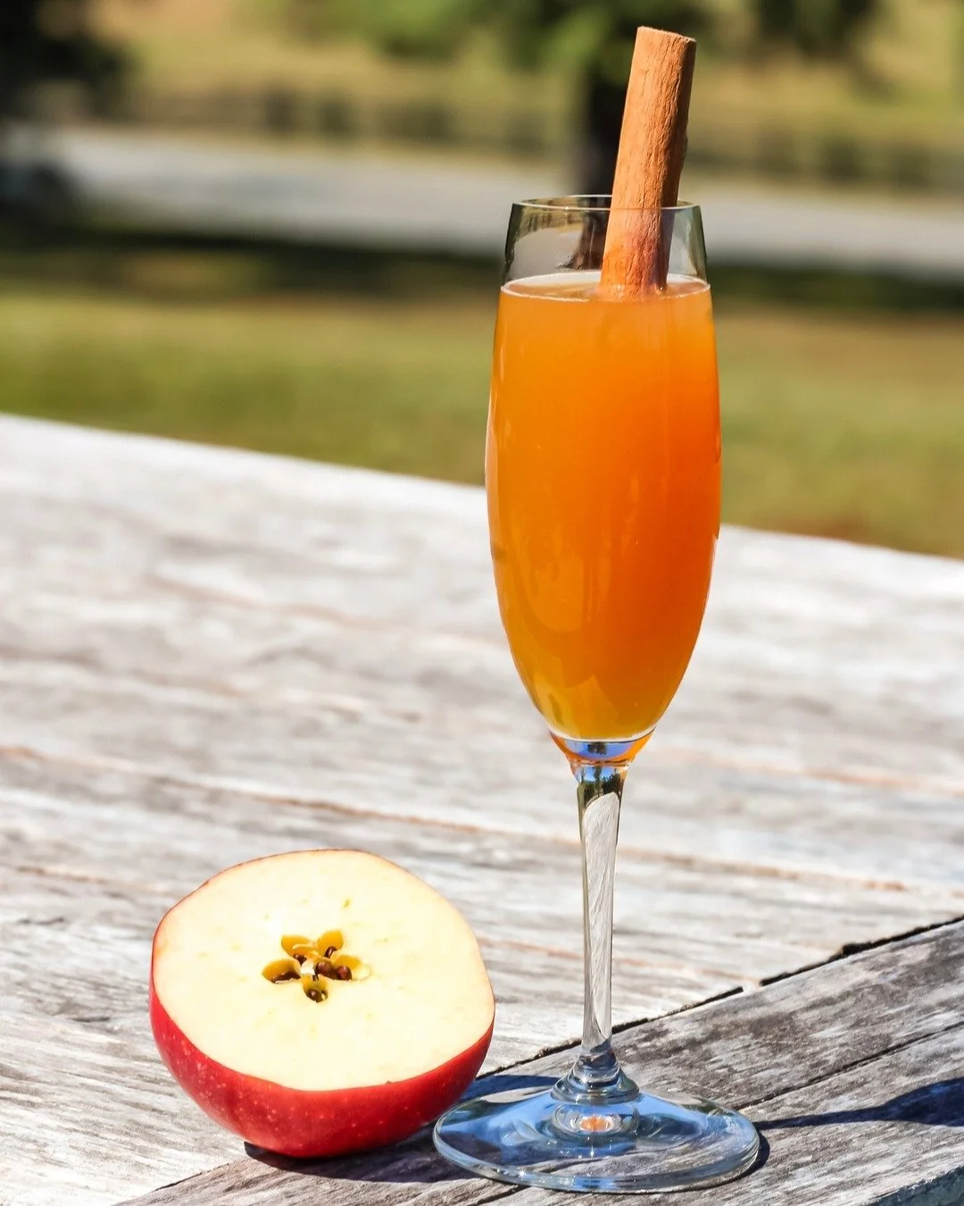 Kick off your weekend with an apple cider mimosa. 🍎

It's the perfect way to start an October day before strolling through Middleburg. 🍁

#cidermimosa #cider #applecider #visitloudoun
