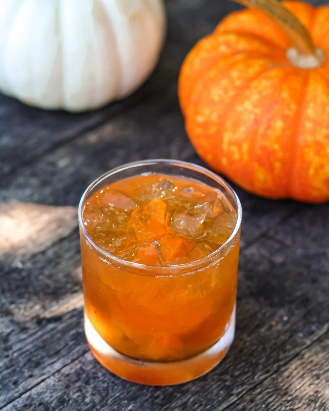 We heard you like our Old Fashioned, so we decided to try a twist on it. Meet our Peach Cobbler Old Fashioned.

A delicious, slightly sweet twist on an old classic. 

#cocktails #craftcocktails #distillery