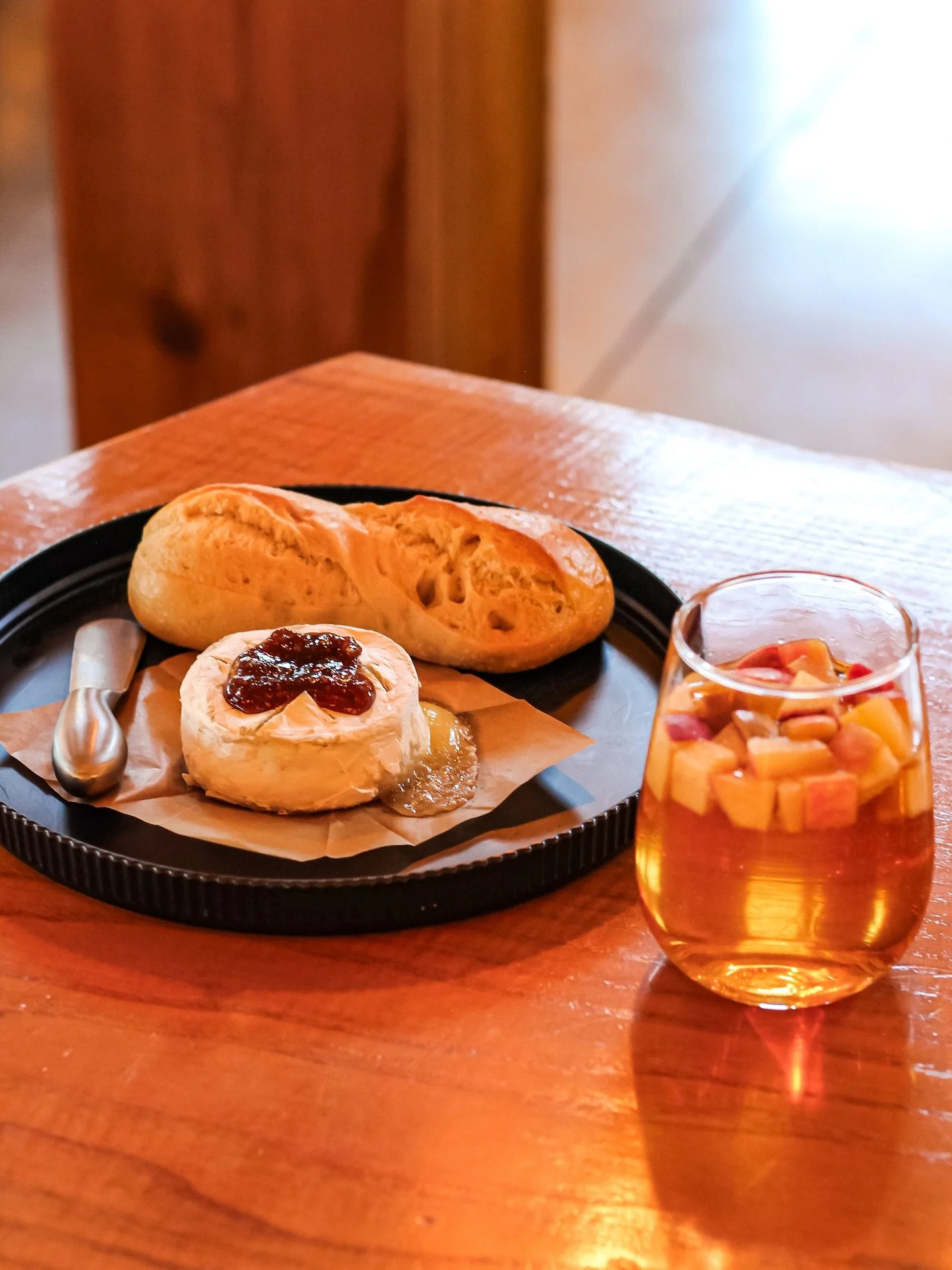 It&rsquo;s a brie board &amp; a cider kinda Saturday. 🍎