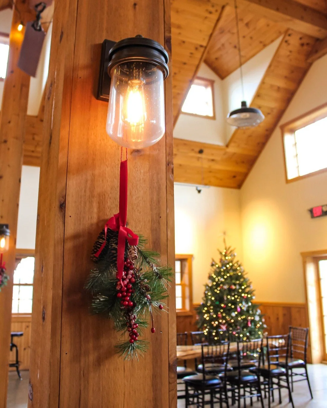 It's about to get very festive here at Mt. Defiance. Sip, shop and enjoy holiday cheer at Mt. Defiance&rsquo;s annual Holiday Pop Up Market Sunday November 16th from 12pm-6pm! 🎄

Shop local vendors and find holiday gifts, sip holiday cocktails and s