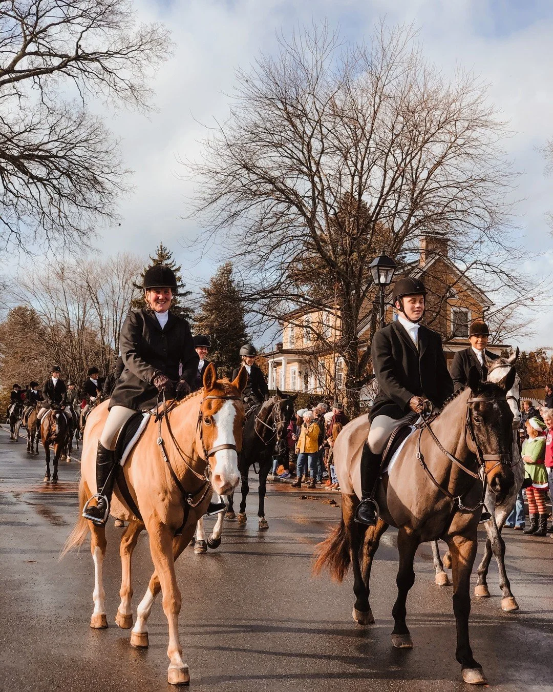 Christmas in Middleburg is getting closer! We're just two weeks away from the most festive day of the year in our charming little corner of the county. 🔔 🌲

Snag your tickets to park your sleigh at the Barn, enjoy holiday drink specials and a hot b