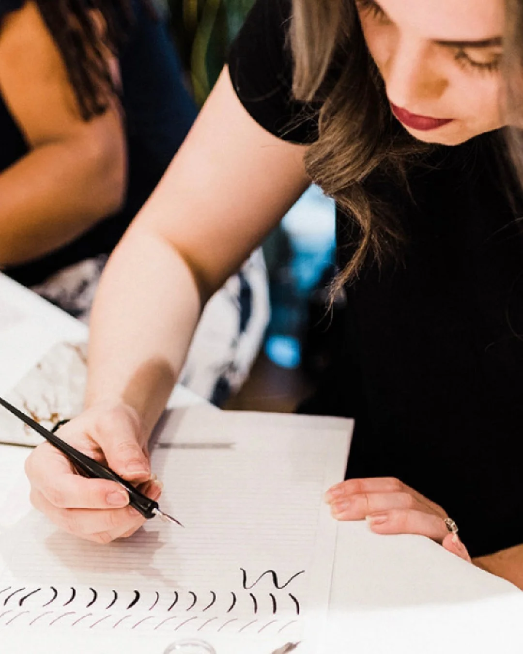 Join us for a festive @sipandscript workshop with @artistryinscript of Galentine&rsquo;s fun and pretty lettering for beginners! 💕🖋️

Whether you&rsquo;re a stationery nerd, DIY Bride-to-be, or just a crafty individual, in this workshop you&rsquo;l