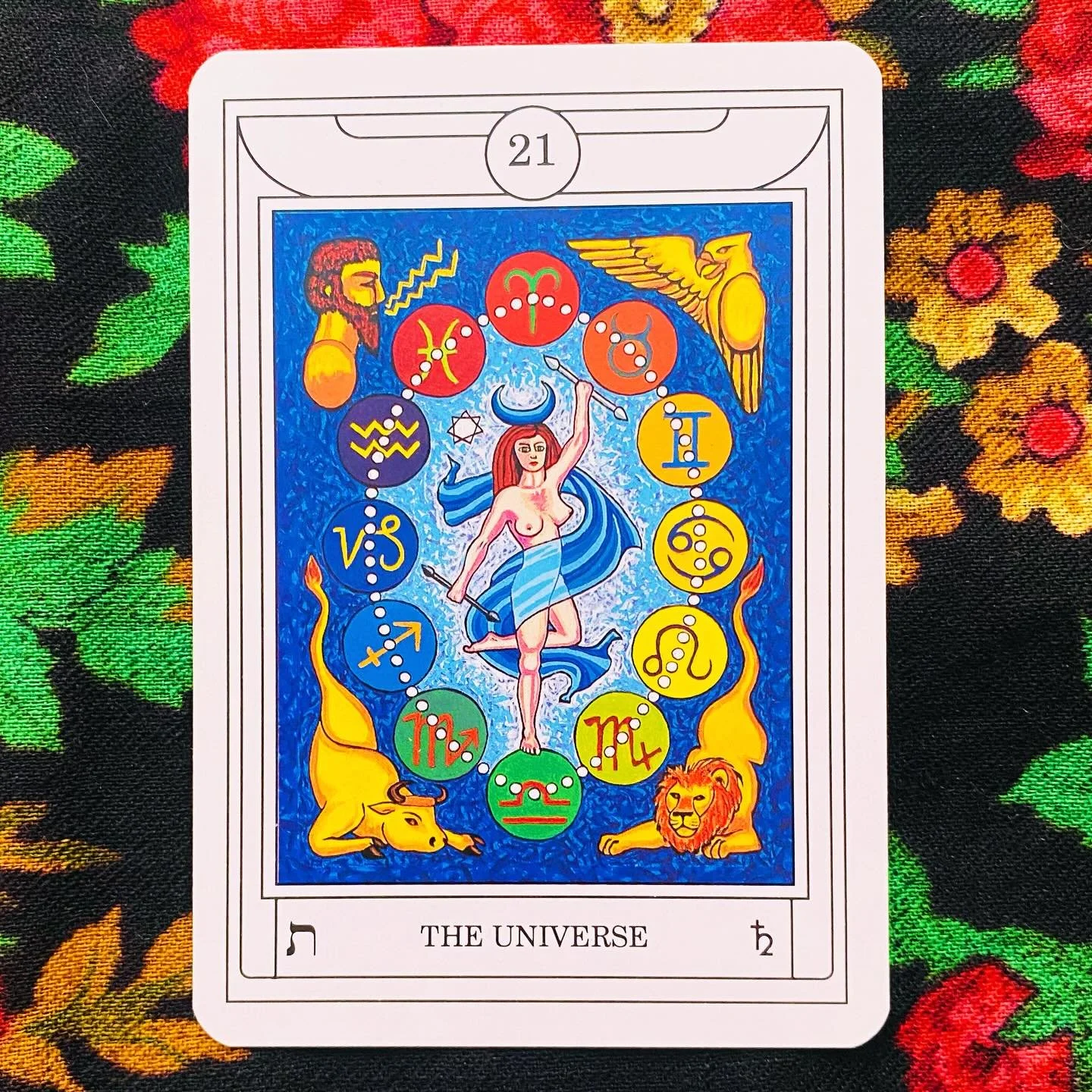 ✨Today’s pull-The Universe (The World)✨This card is the last stop in the major arcana and offers us an opportunity to reflect on what major chapters in our lives are ending✨This card corresponds to Saturn 🪐 the ruler of last night’s full