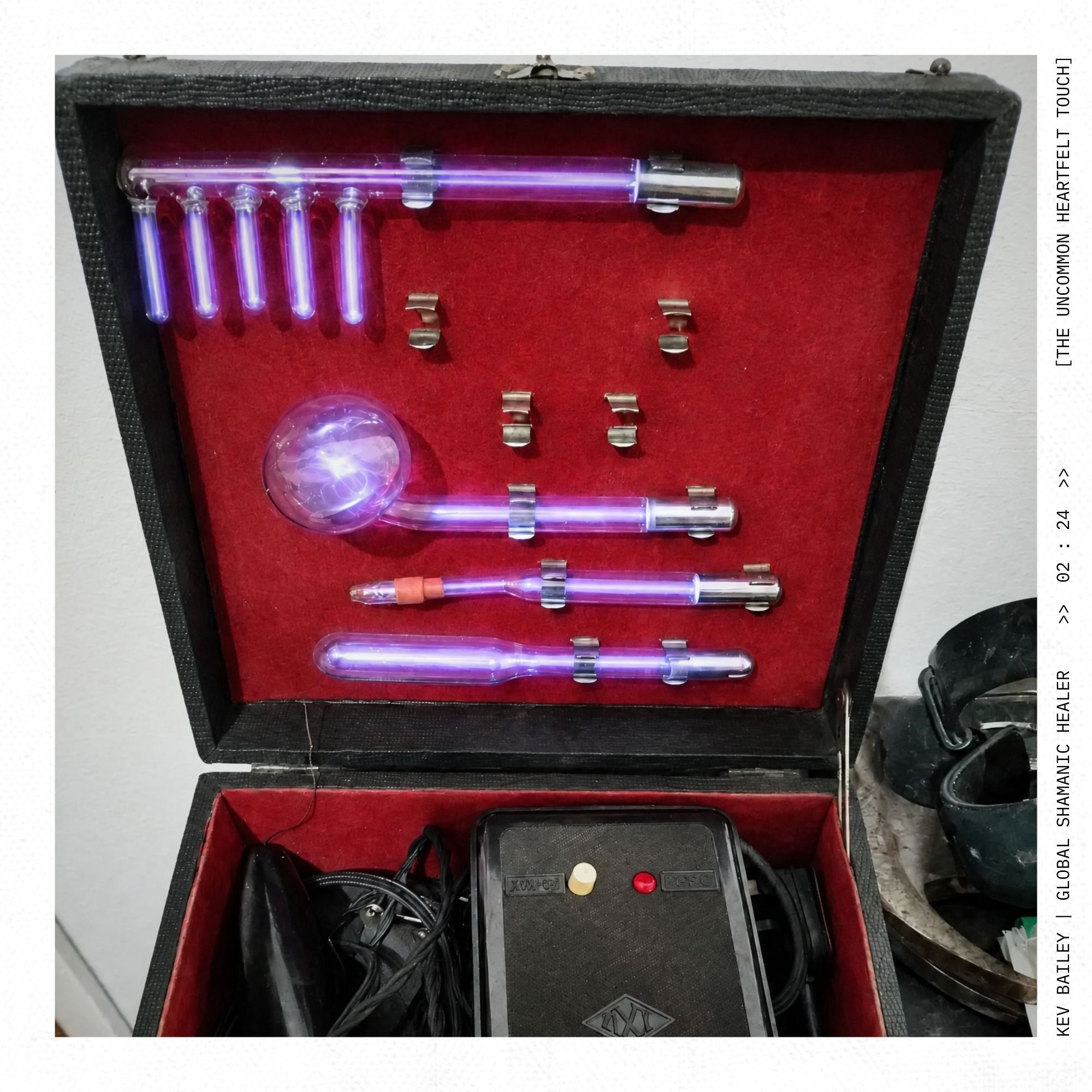 kev-bailey-purple-ray-therapy-illuminated-glass-electrodes.jpg