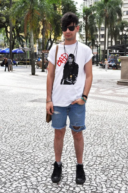 street style Curitiba > Paraná > Brazil | December 29, 2010