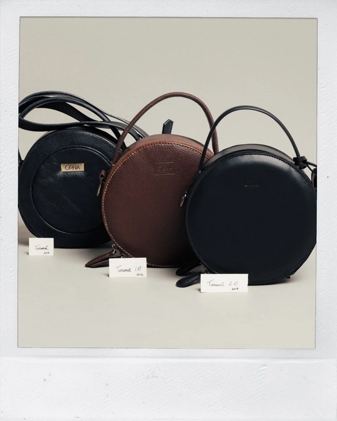   (Da esquerda para a direita)    Bolsa Tarumã, 2015 - Bolsa Tarumã 1.0, 2017 - Bolsa Tarumã 2.0, 2019  