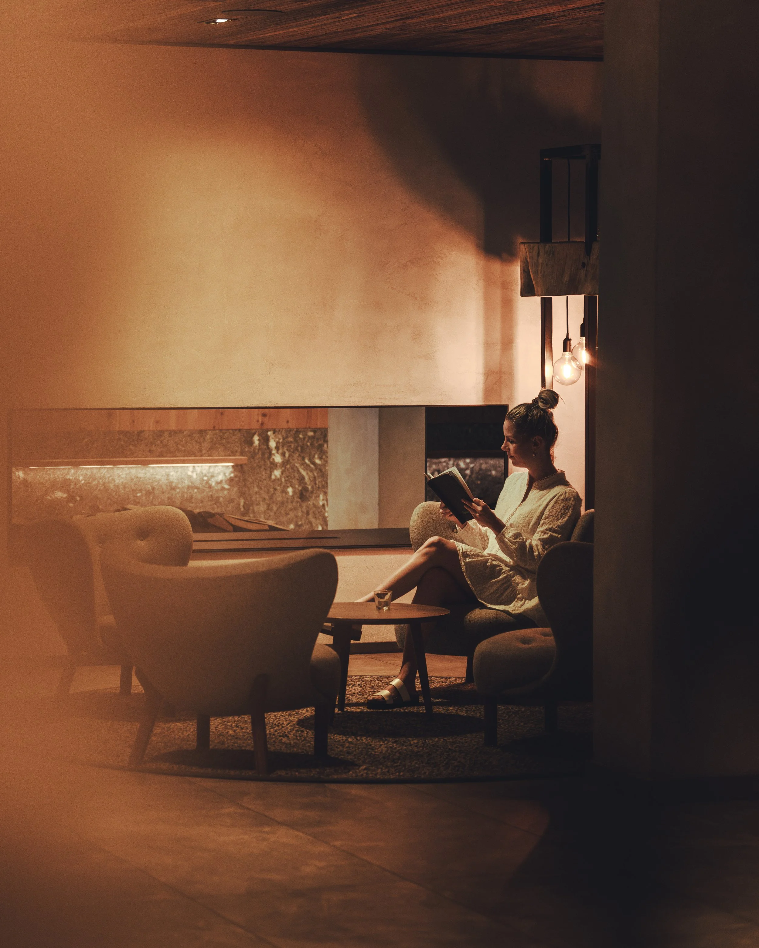 Lobby (6).jpg