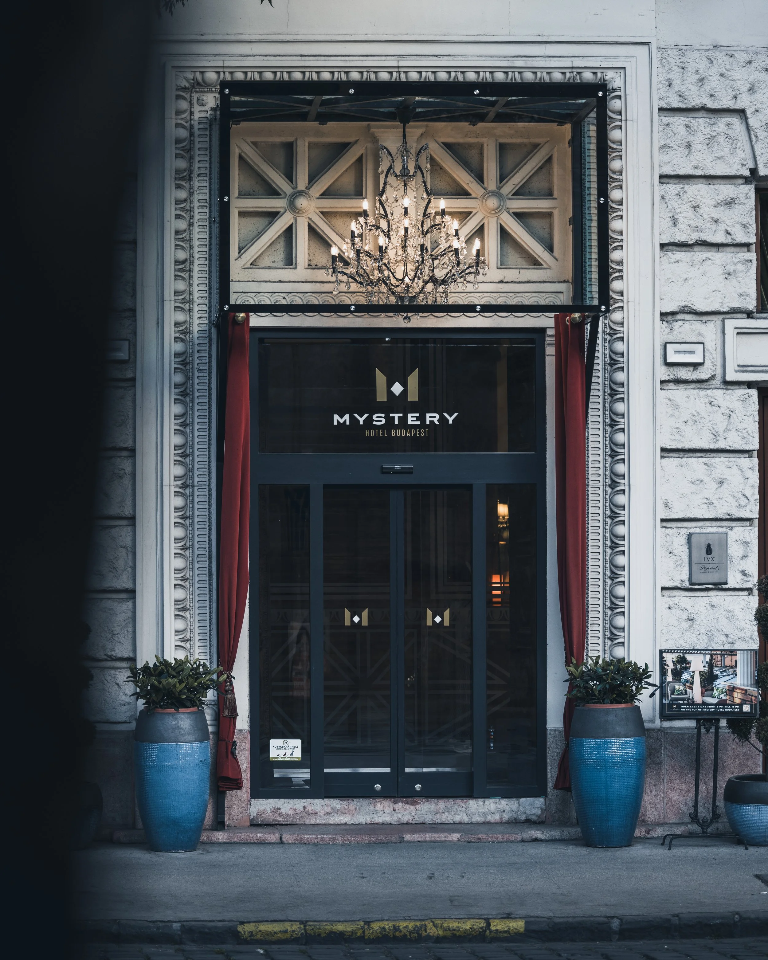 Hotel (1).jpg