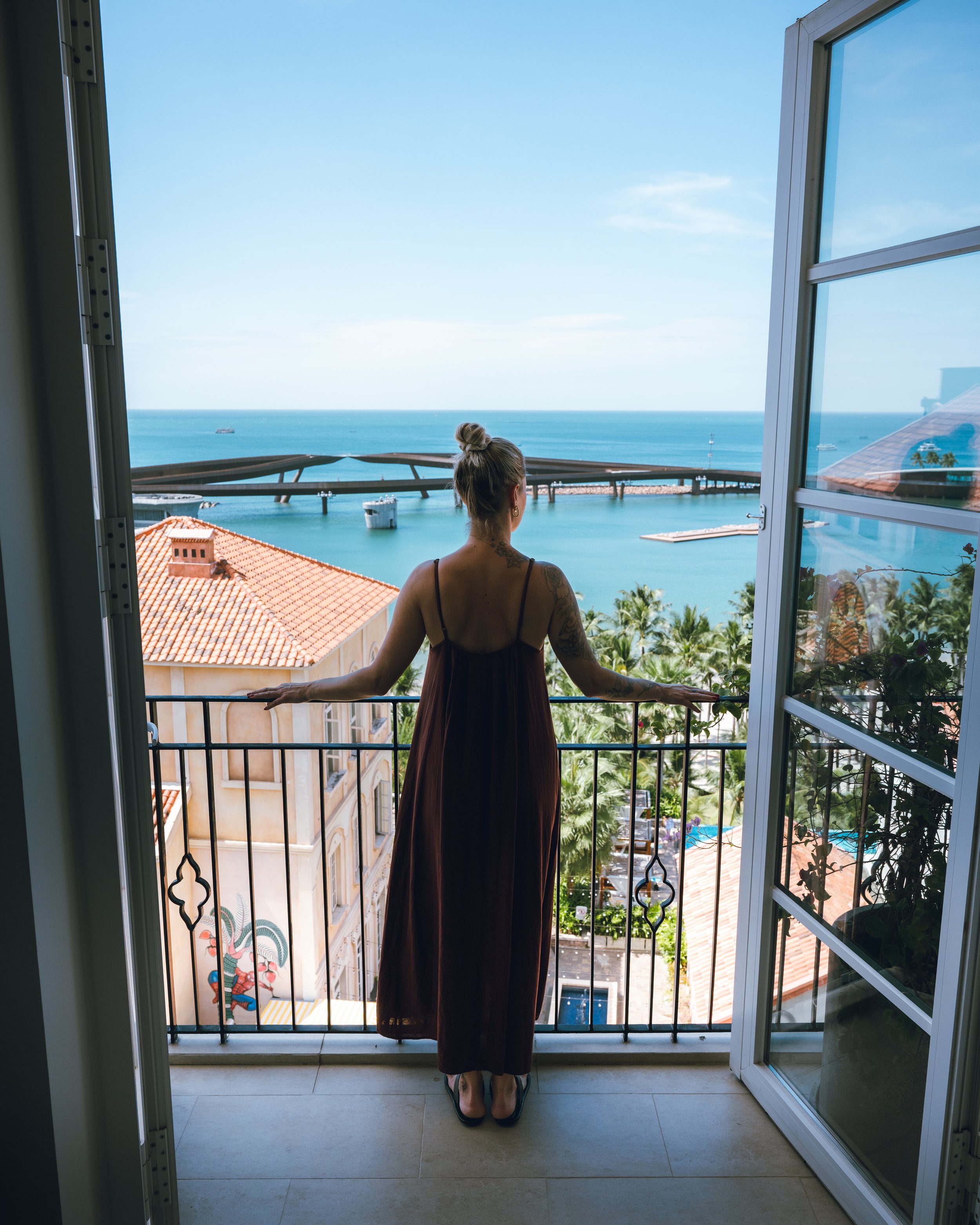 Views (6).jpg