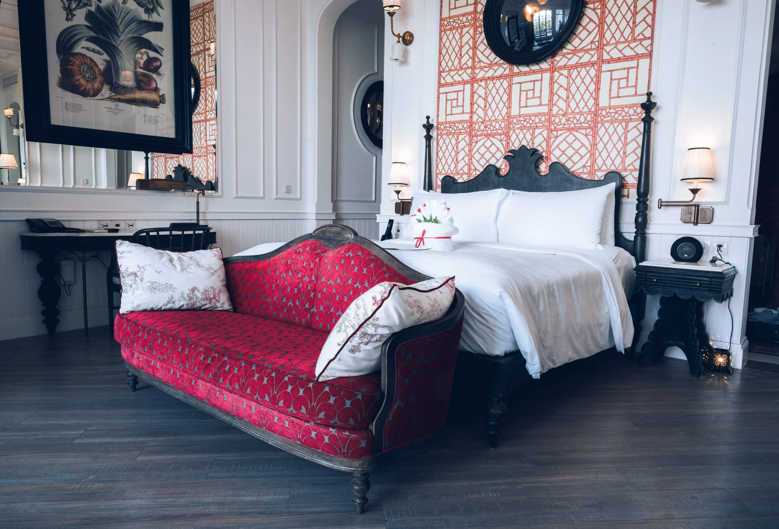 Room (1)-2.jpg