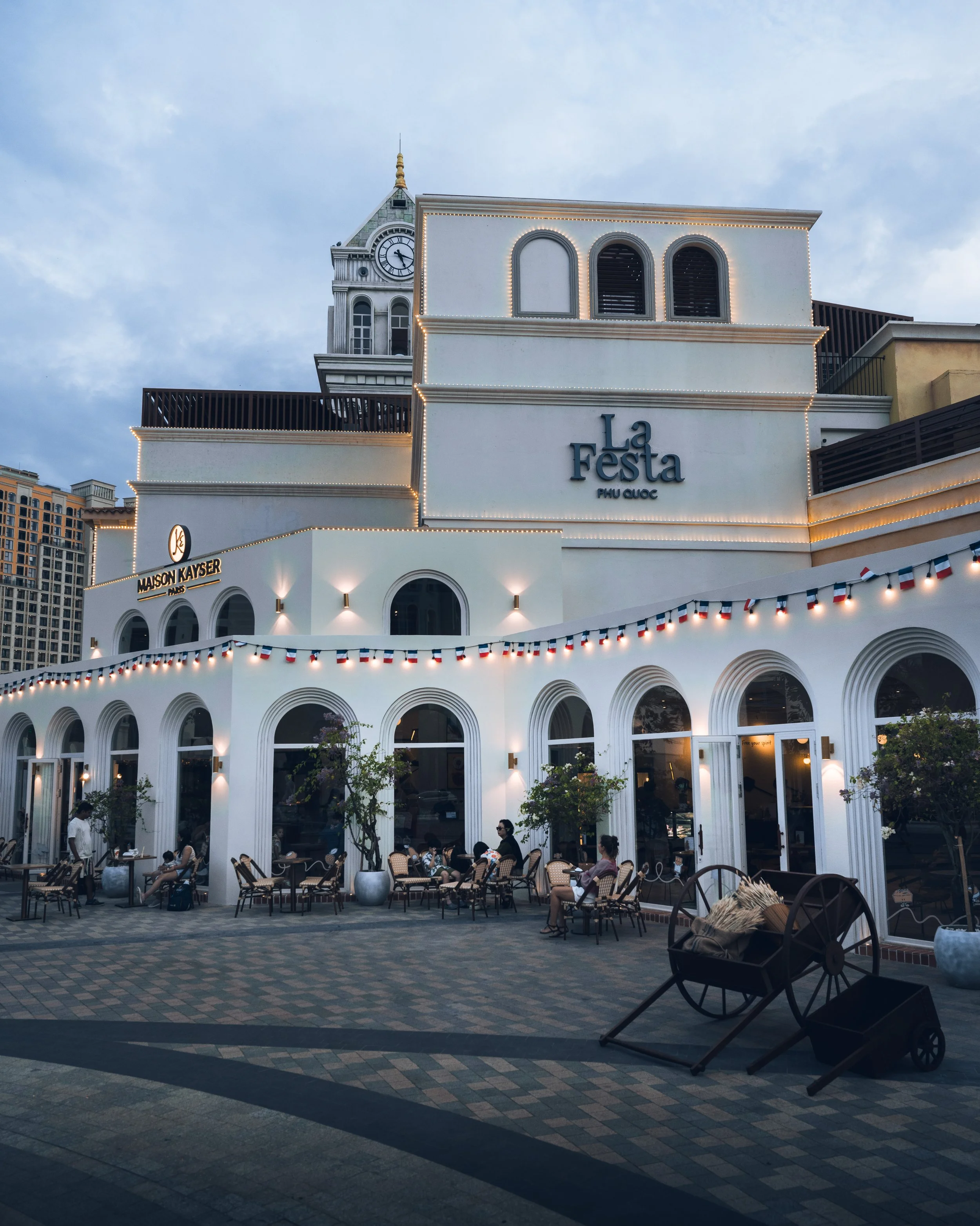 Hotel (2).jpg