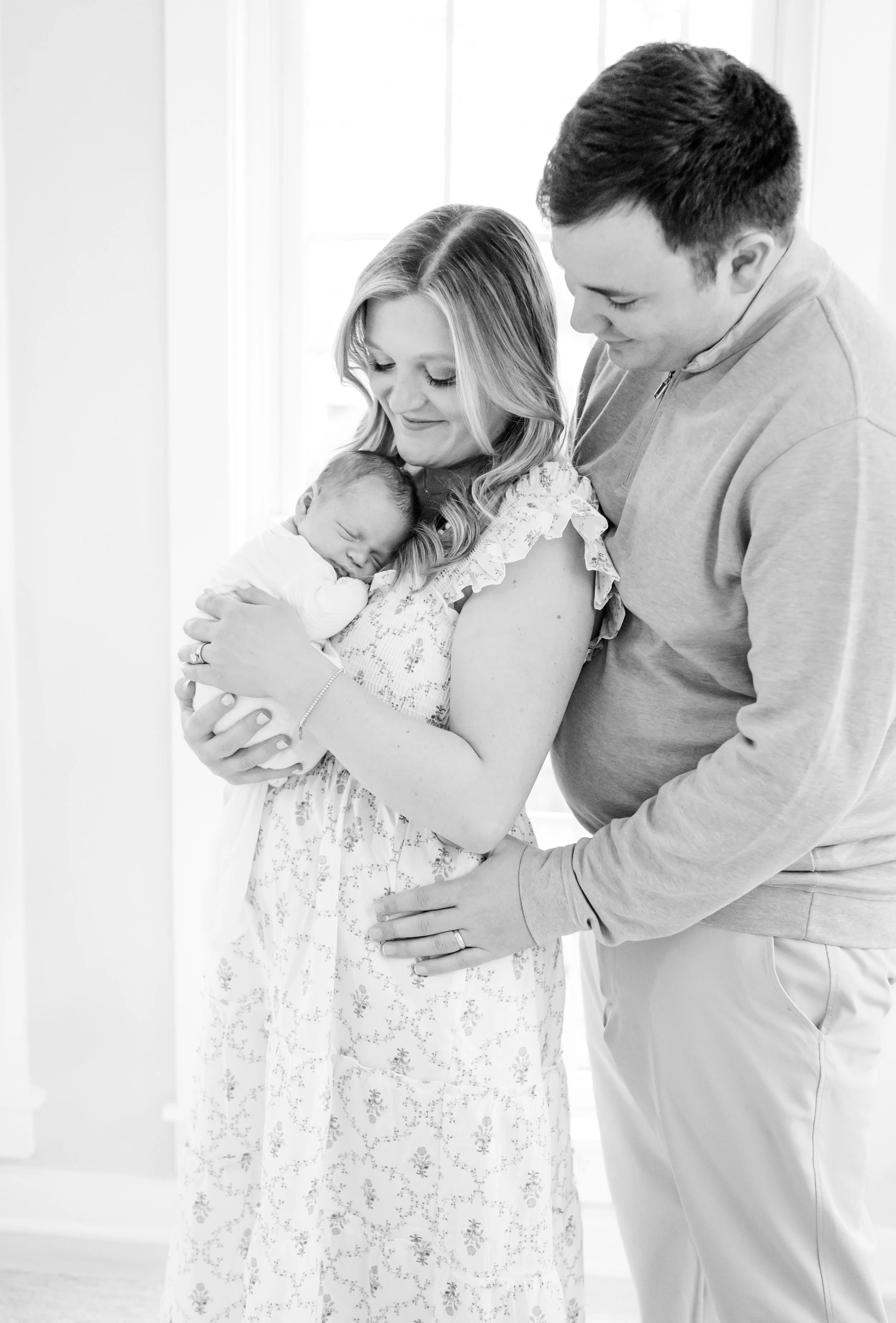 JessVallorPhotographyBW--3 (1).jpg