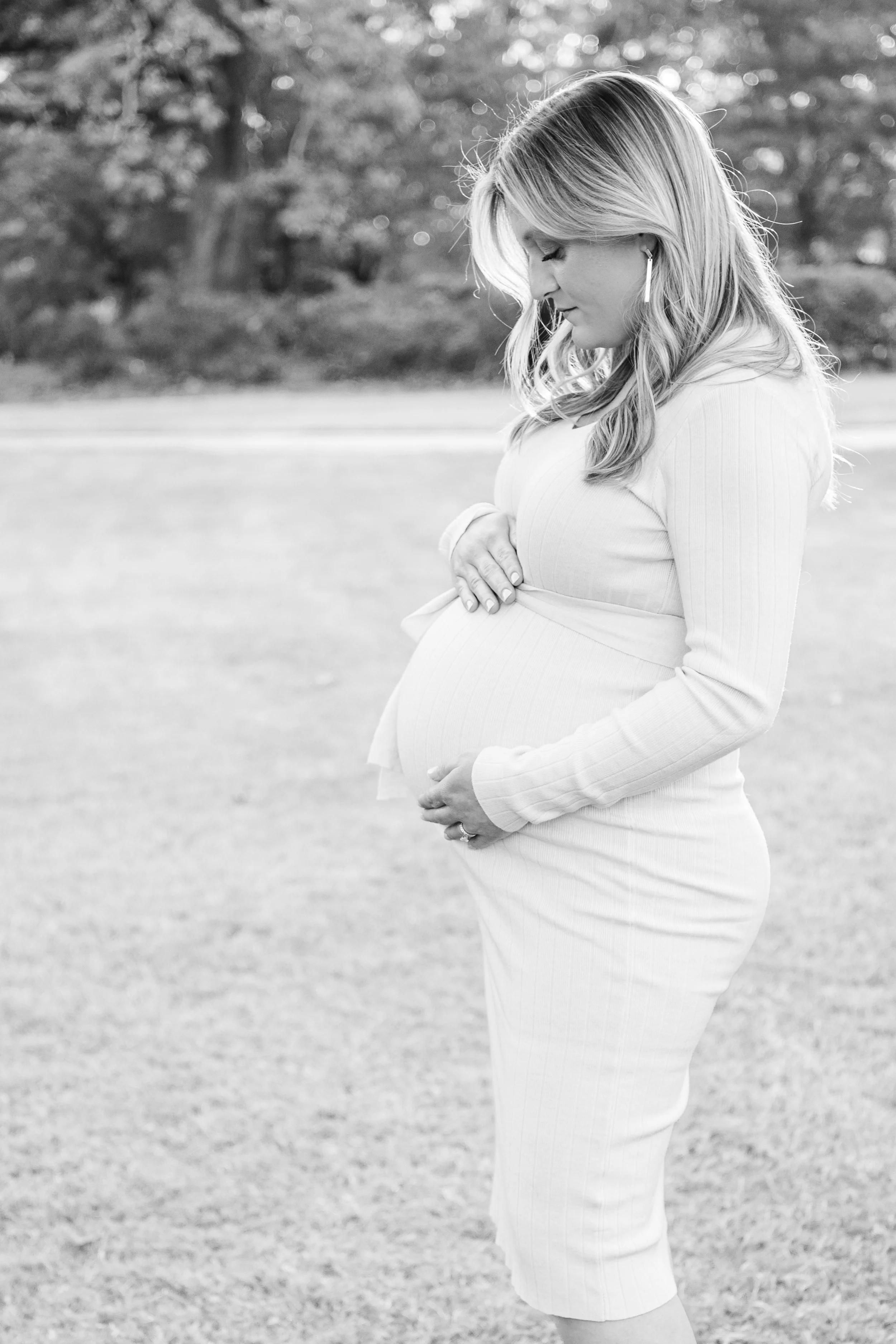 JessVallorPhotographyBW-1-4 (1).jpg