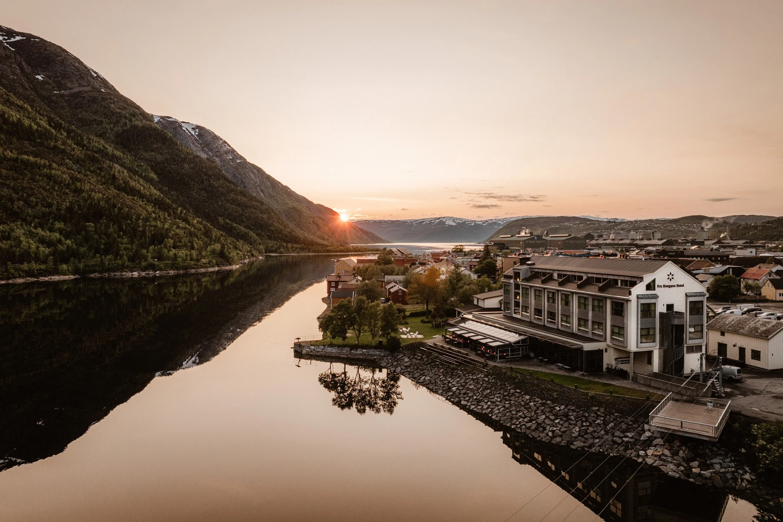 Fru Haugans - HEIMR Collection 