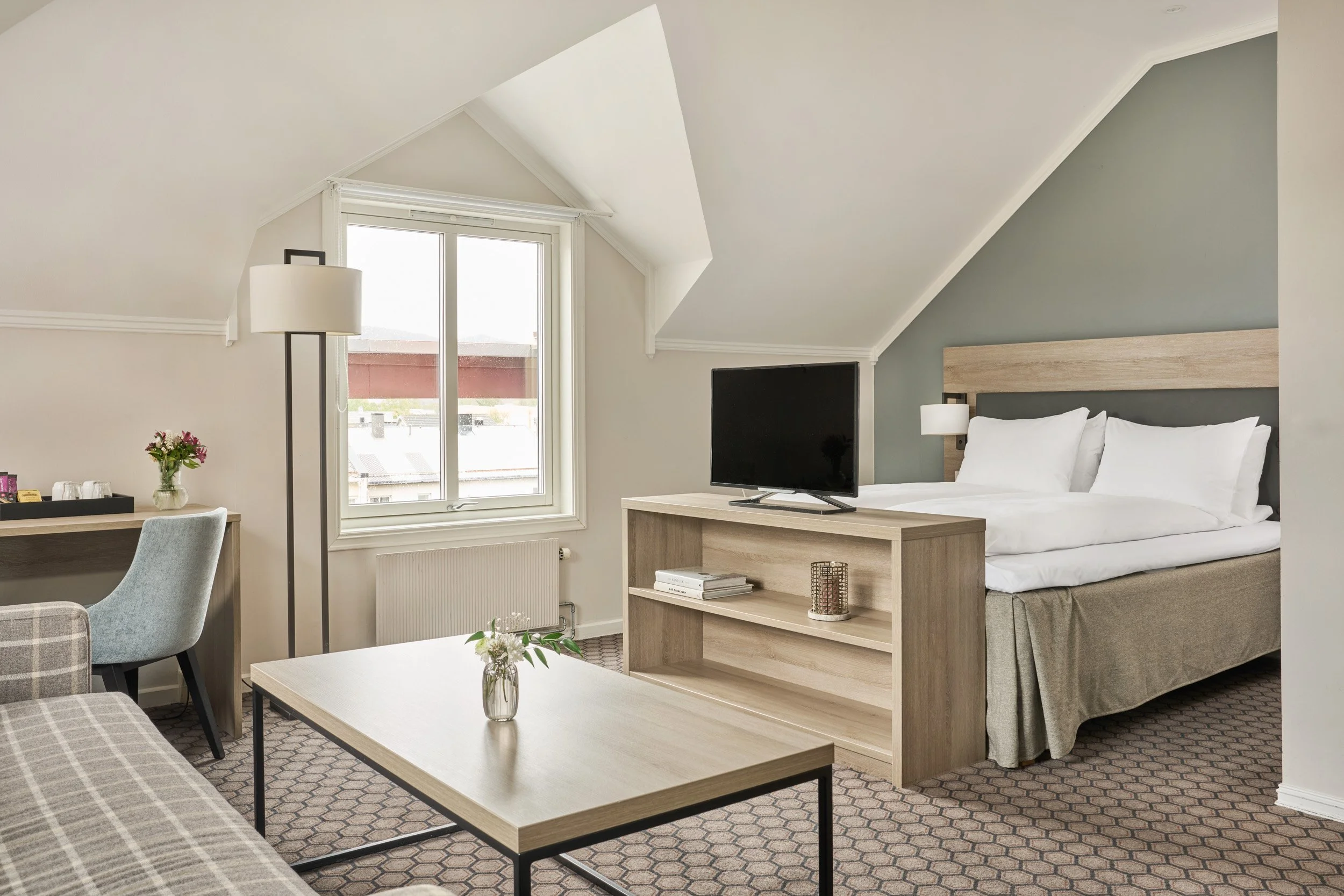 Fru Haugans - HEIMR Collection 