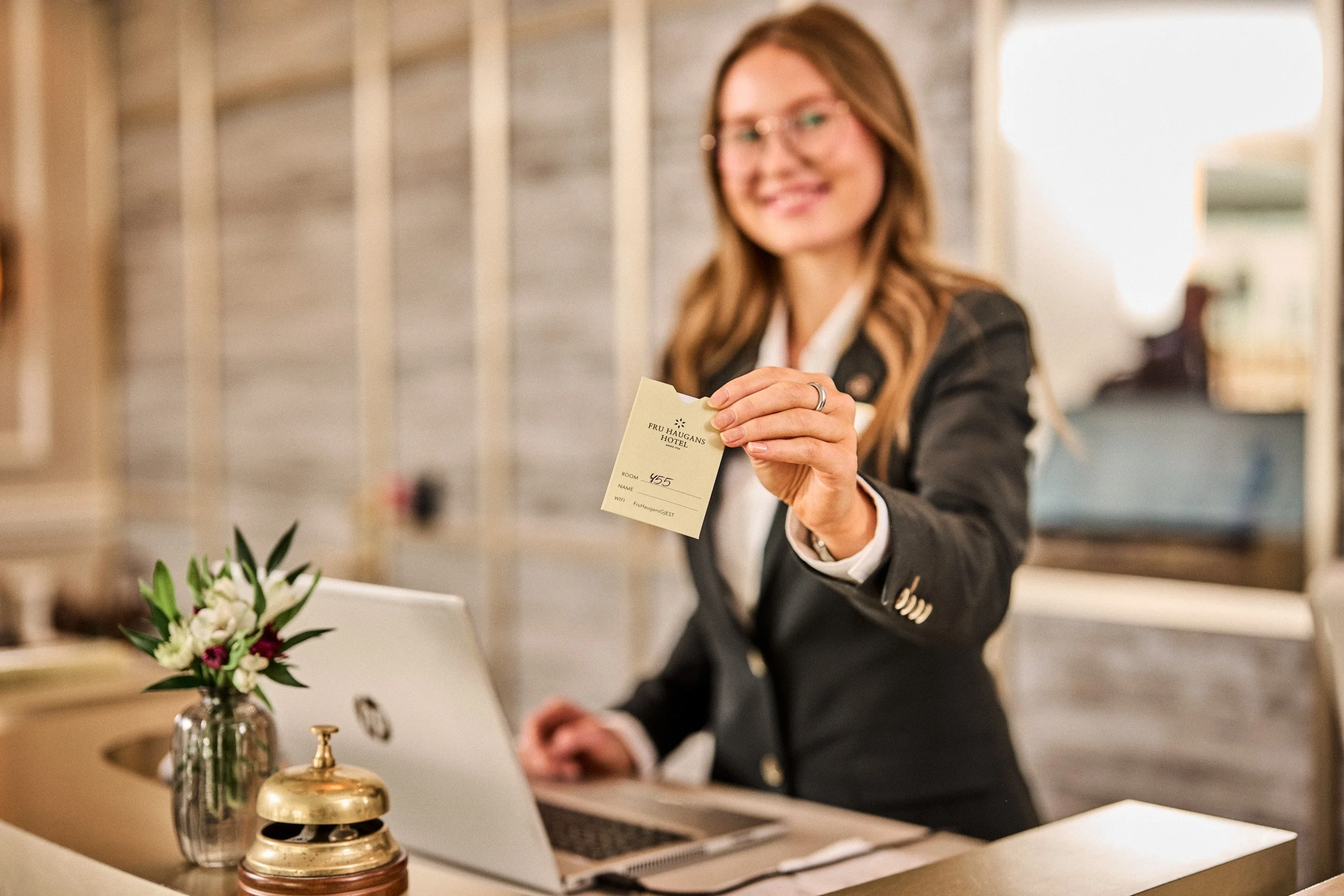 Fru Haugans - HEIMR Collection 