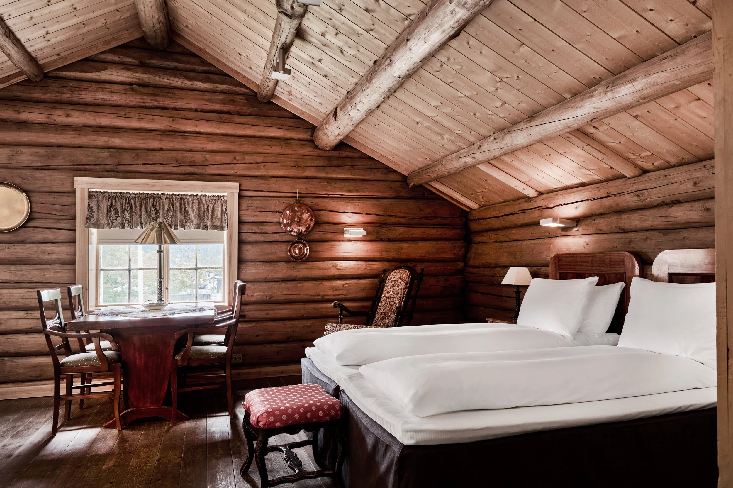 Fru Haugans - HEIMR Collection 