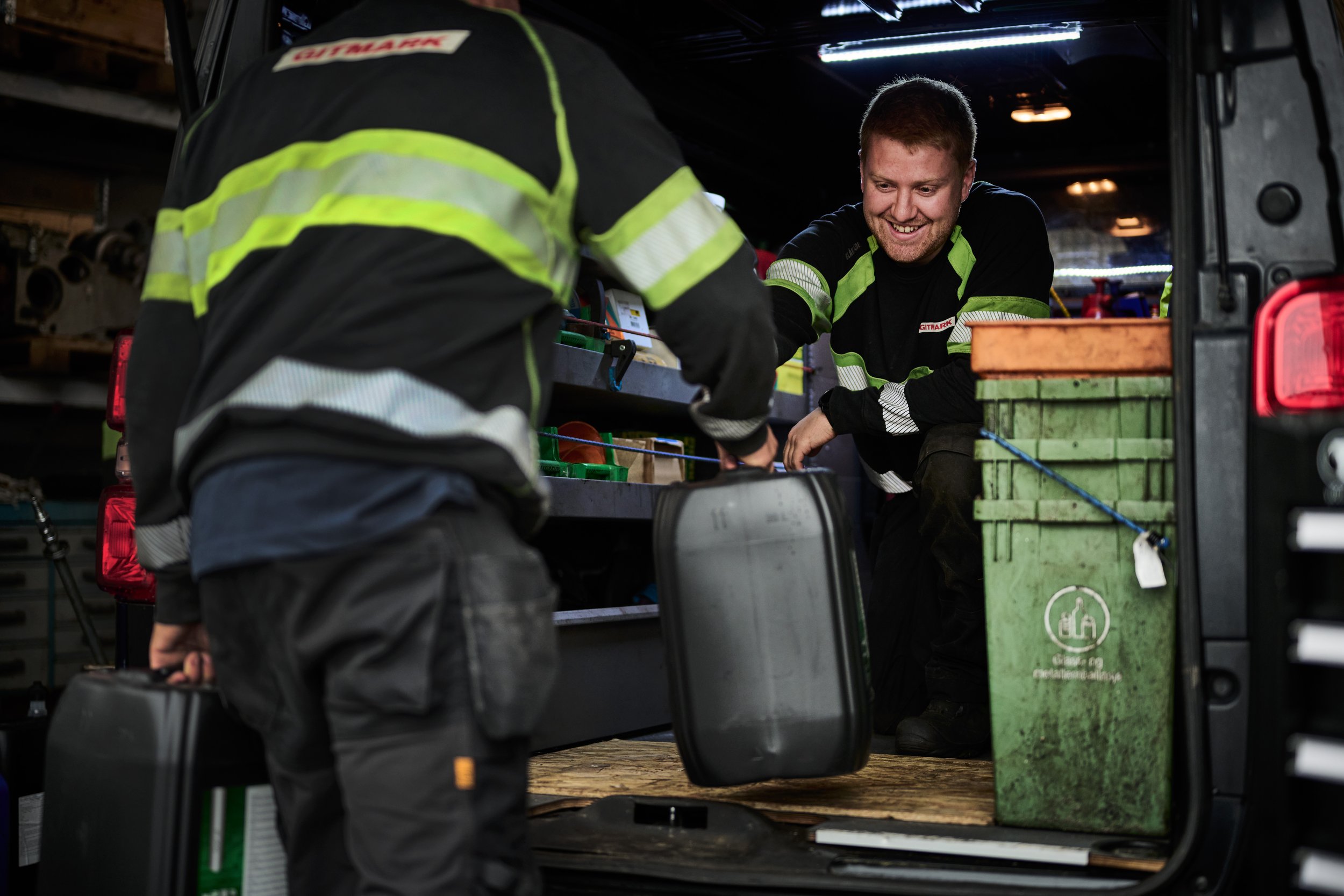 Portrait of employees in work situation at machine supplier Gitmark in Norway.