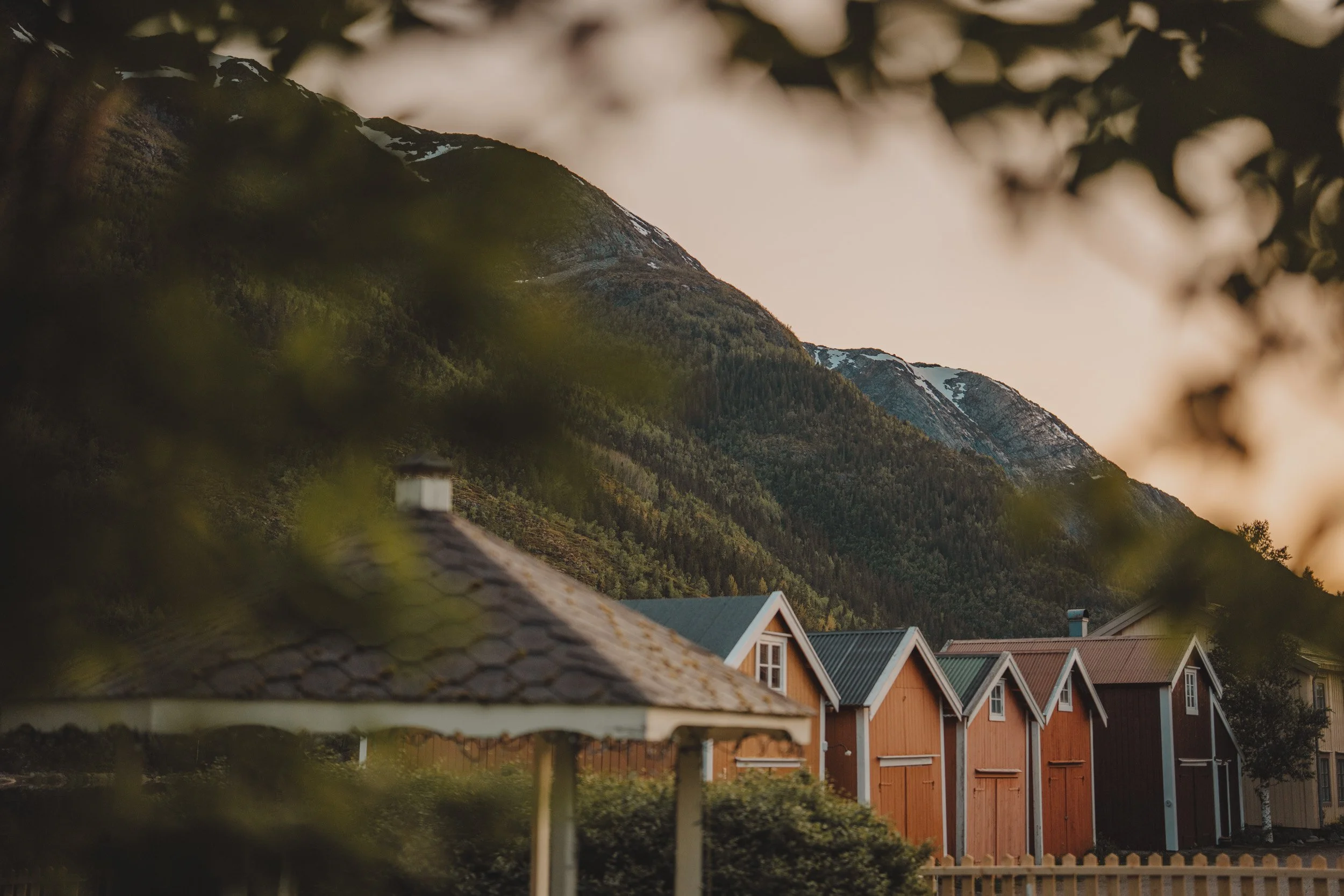 Fru Haugans - HEIMR Collection 