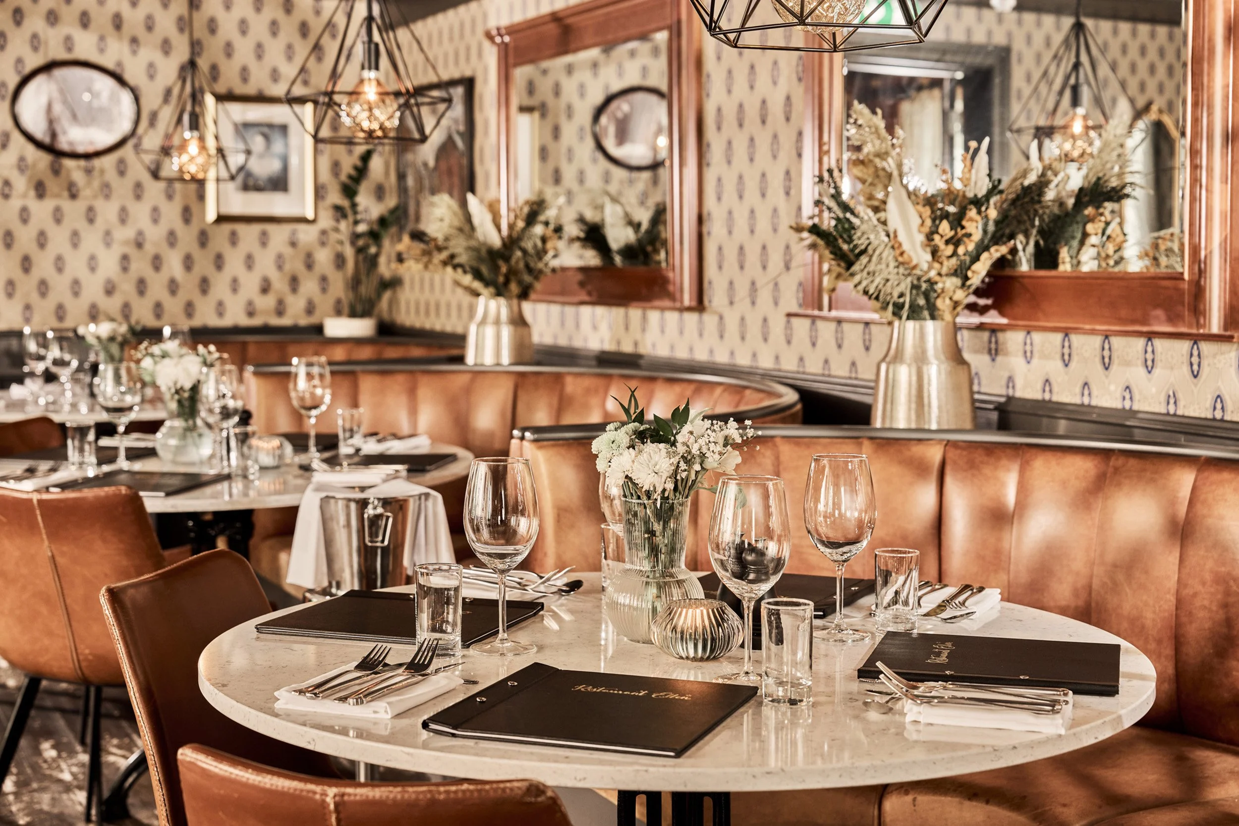 Fru Haugans - HEIMR Collection 