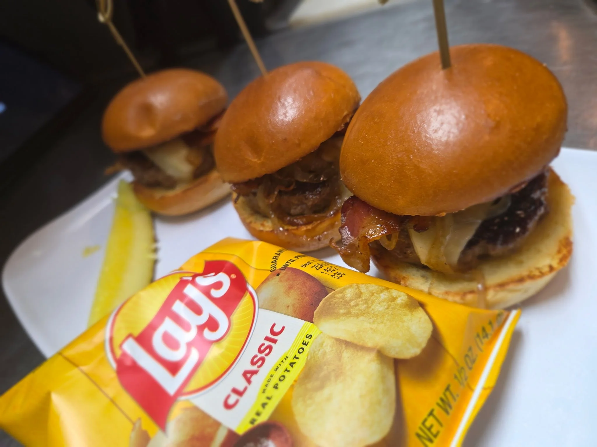 Cheeseburger Slidders w Bacon added.jpeg
