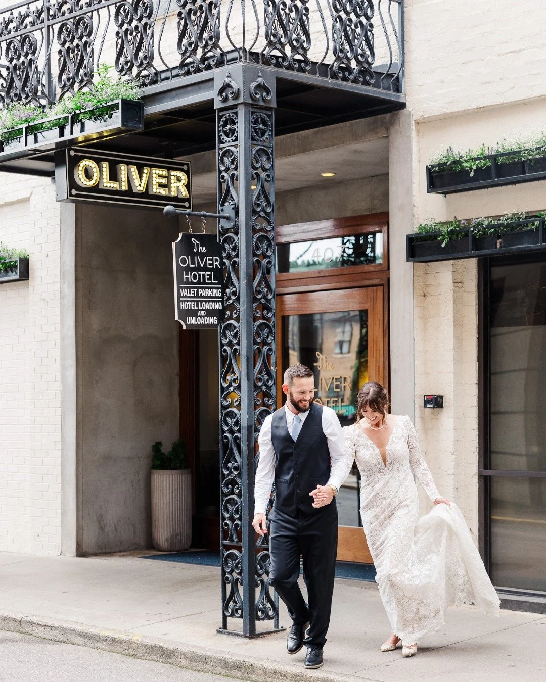 Some days deserve better than ordinary. 
Historic walls, fresh flowers, and a room that feels like it was meant for the moment. 
Now booking 2026 weddings at The Oliver. 
 
📸: @amandamayphotos