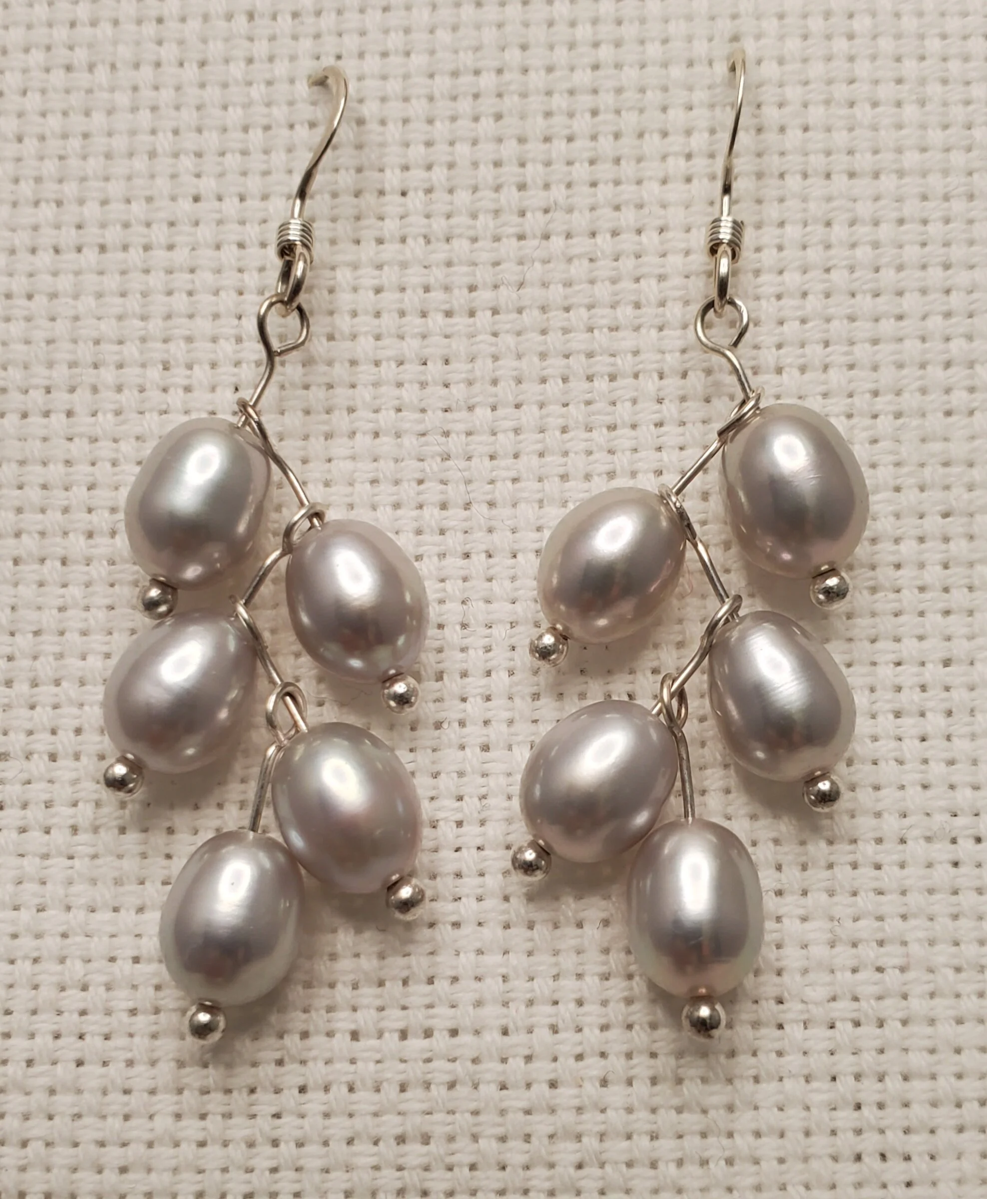 Silver ZigZag Grey Pearl Earrings Image 1.jpg