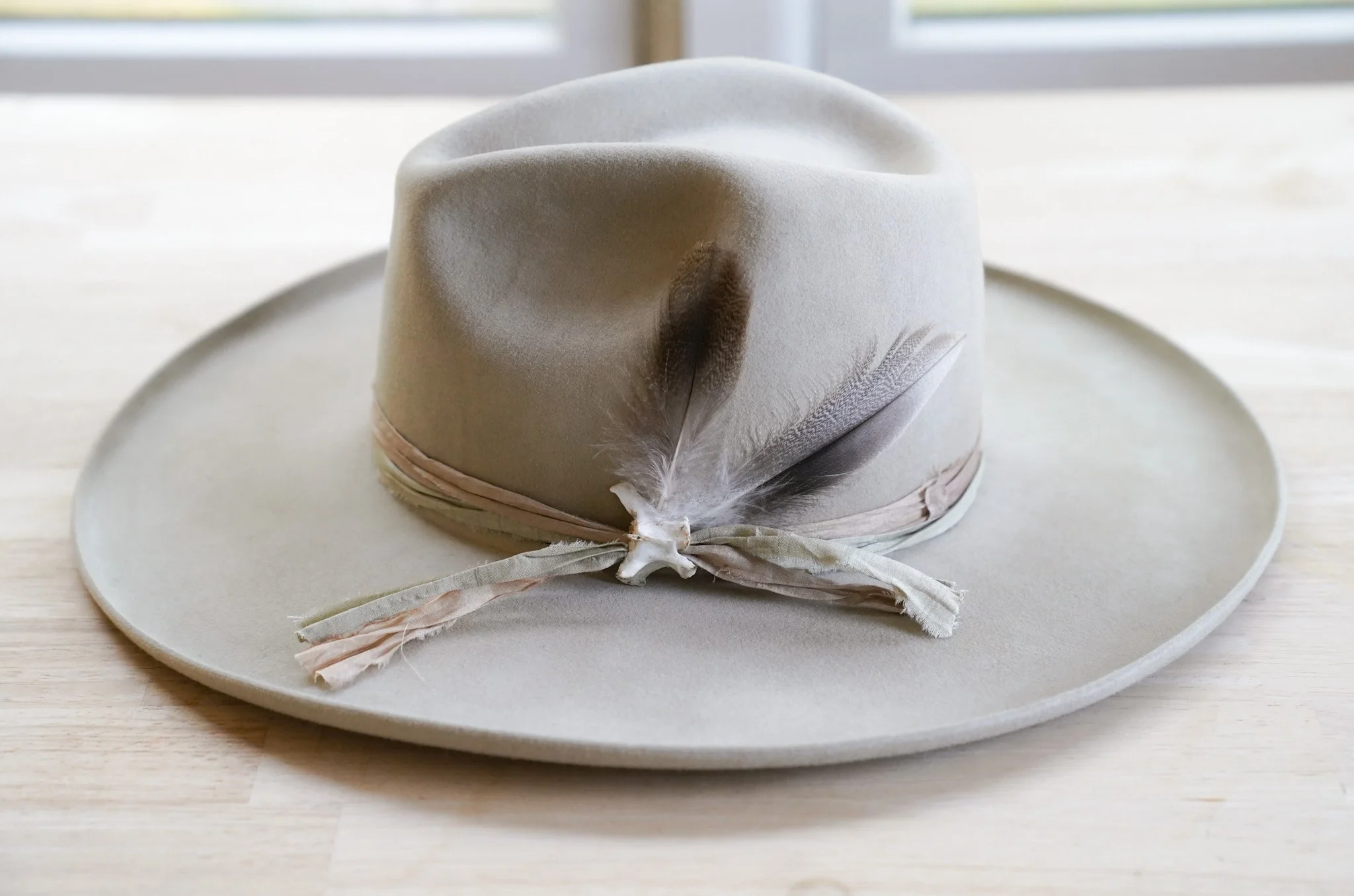 Tear Drop Pinch Front style