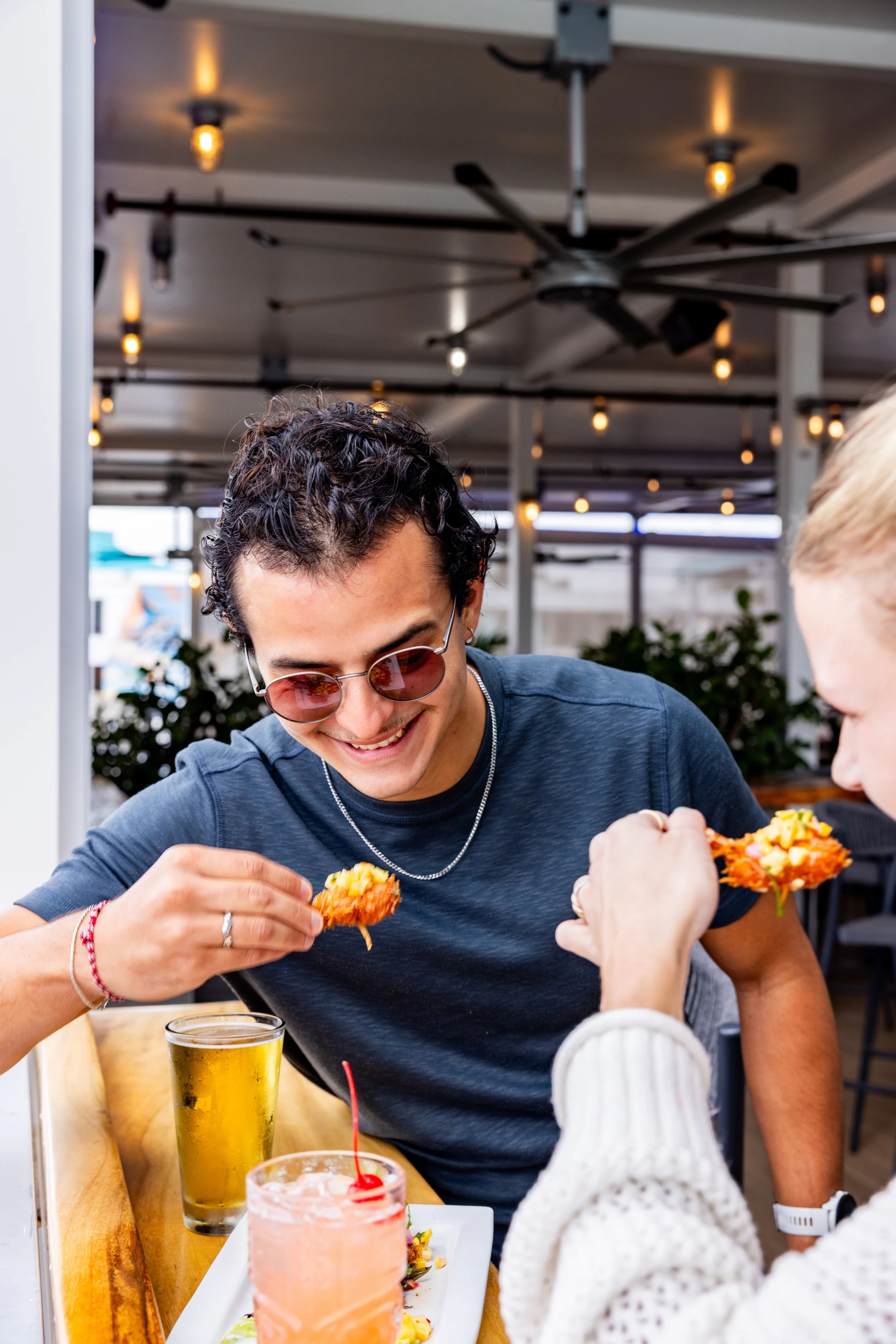 LM_Restaurants-TheCove-Lifestyle-20.jpg