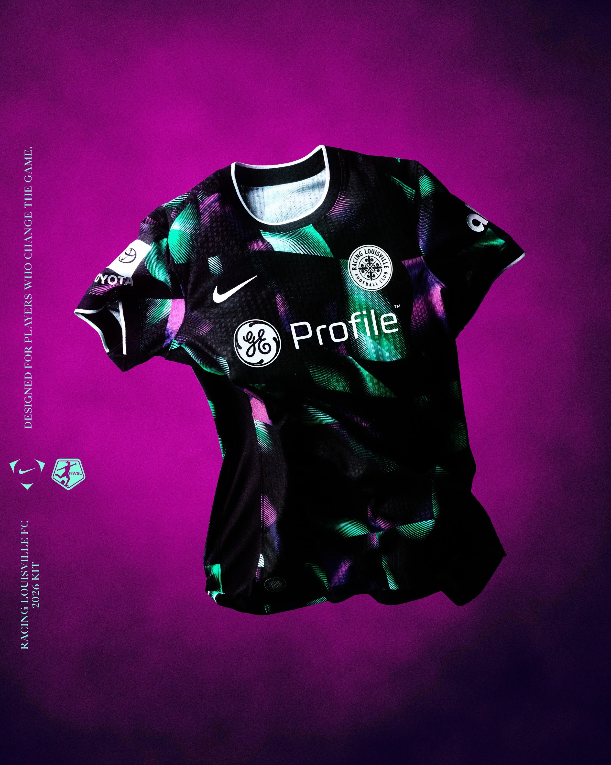 001_nikenwsl-racinglouisvillefc.jpg