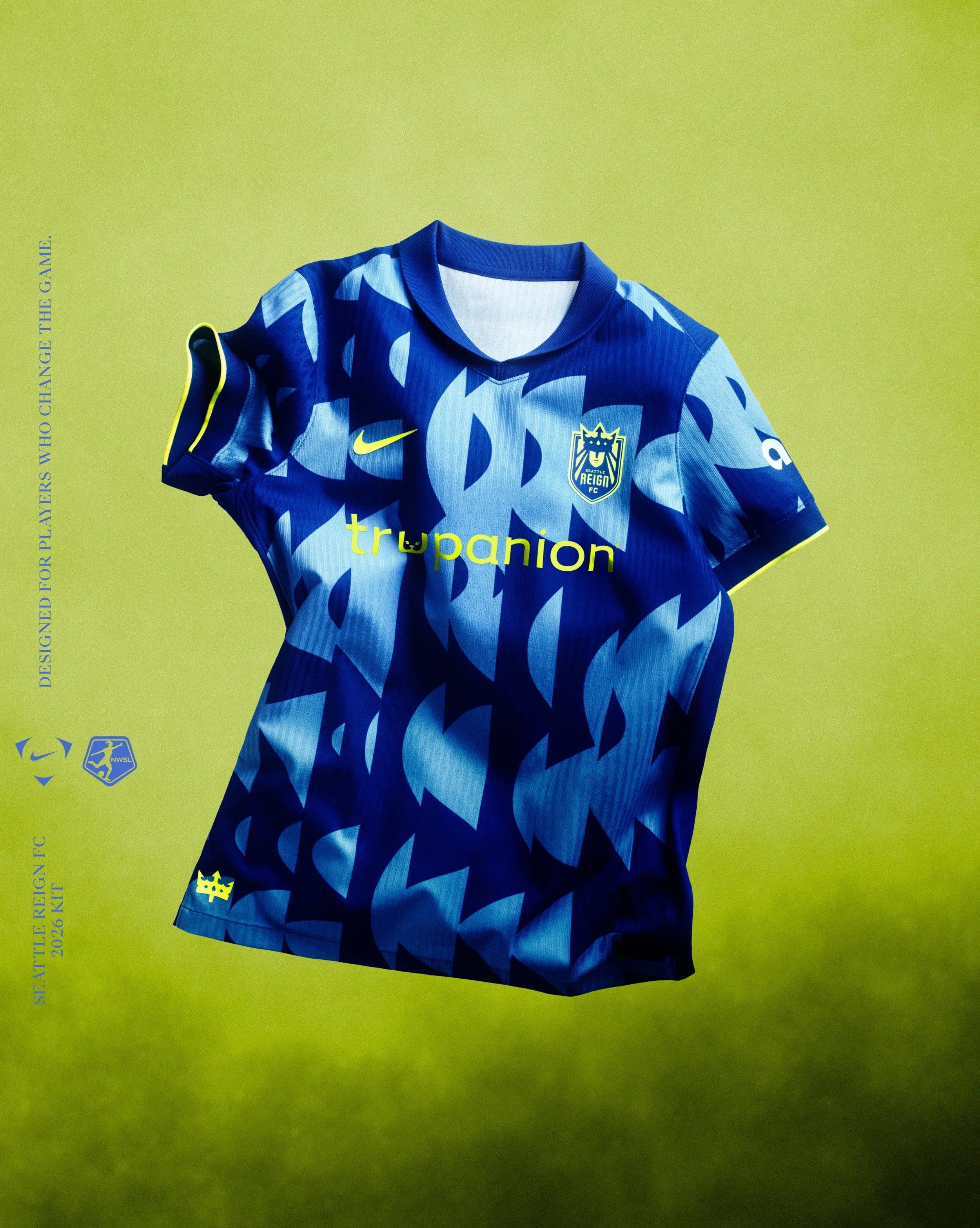 001_nikenwsl-seattlereignfc.jpg