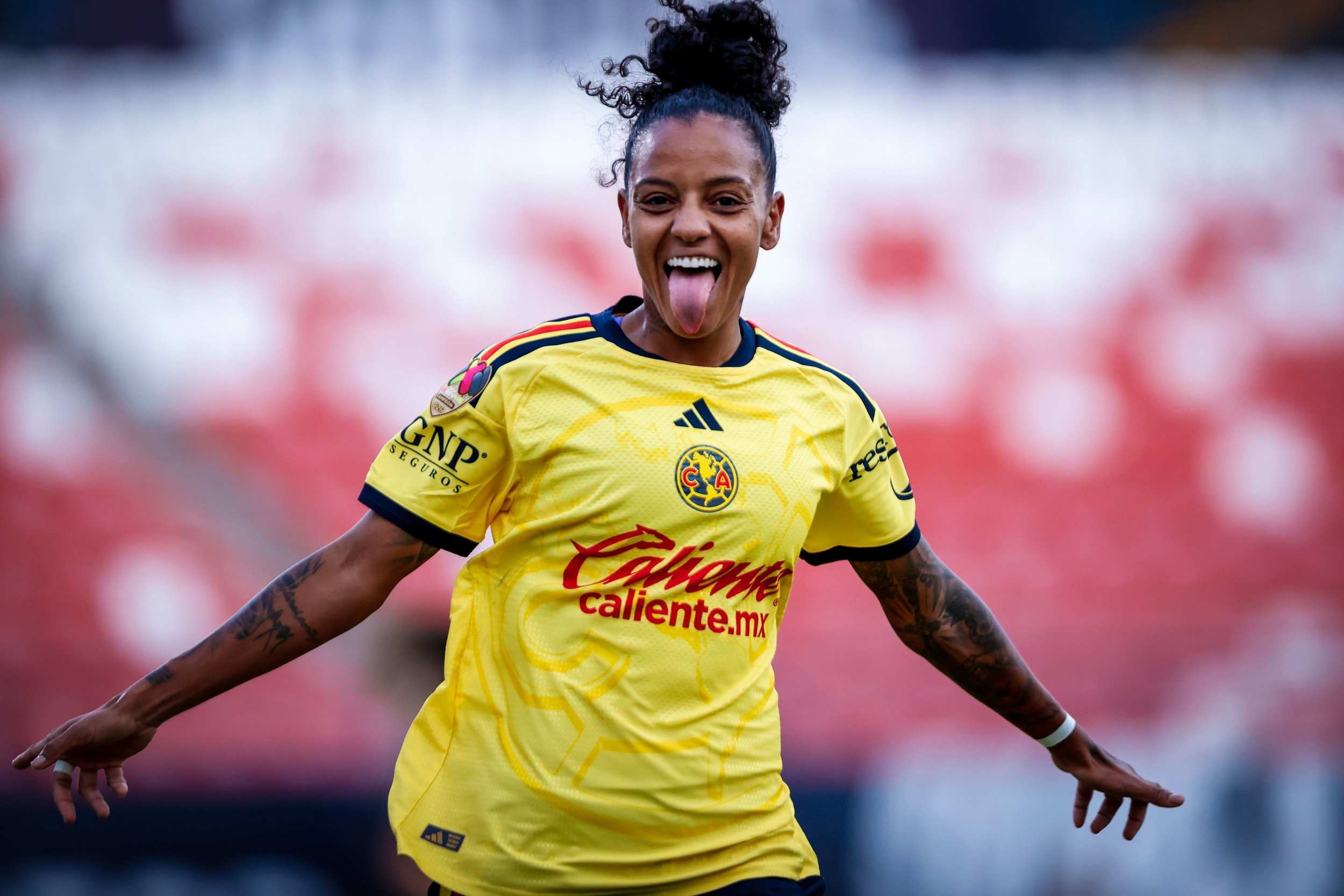 Geyse Ferreira marca hat-trick ante San Luis, llega a 20 goles y extiende su récord a 12 partidos consecutivos