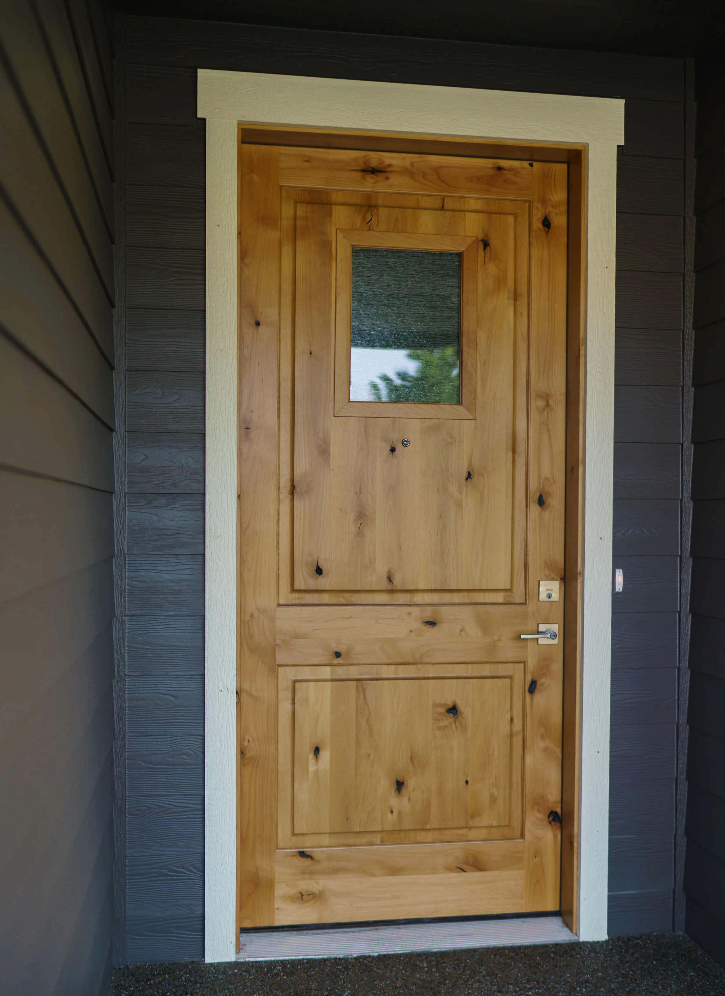 Exterior:door.JPG
