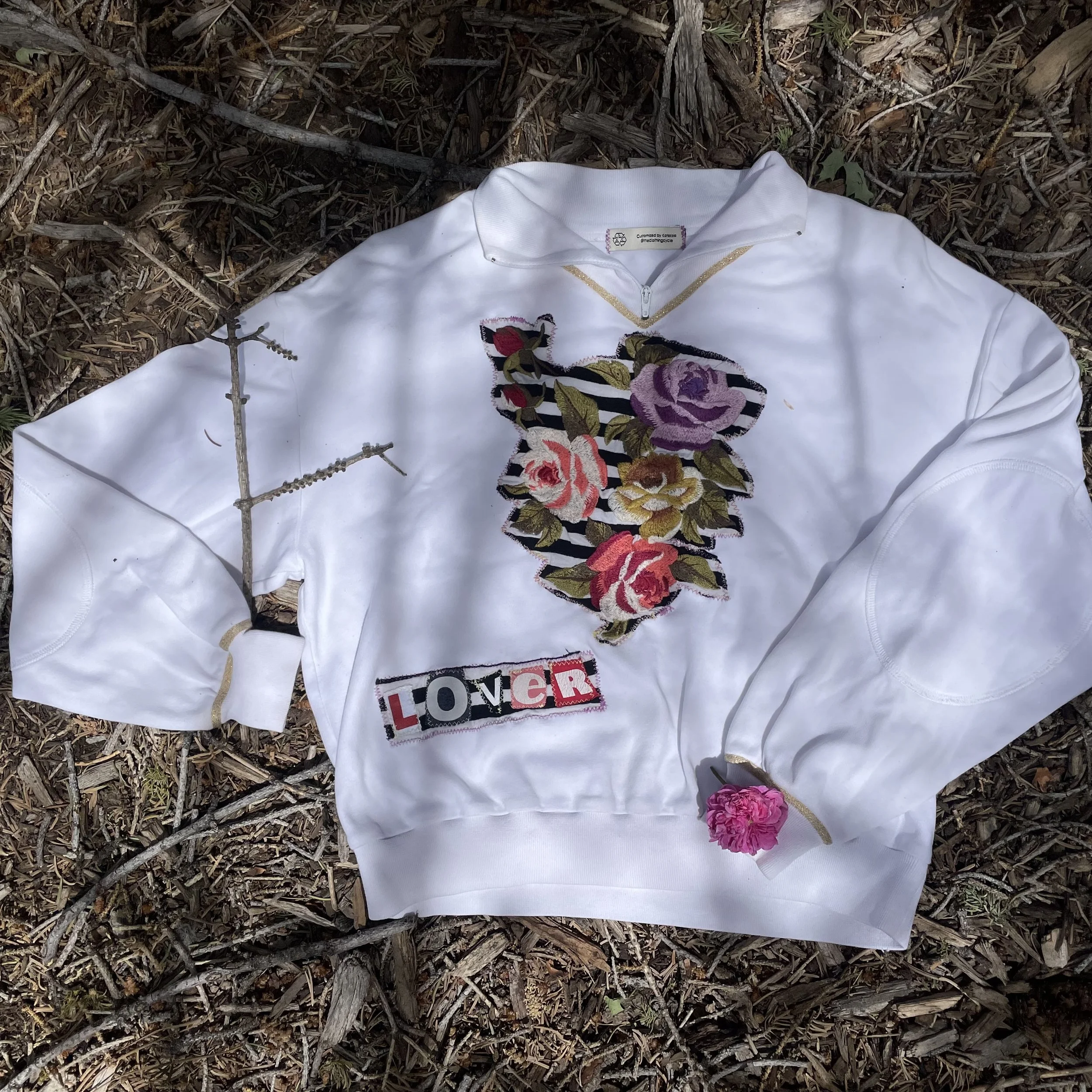 fm Clothing Cycle sweatshirt .jpeg