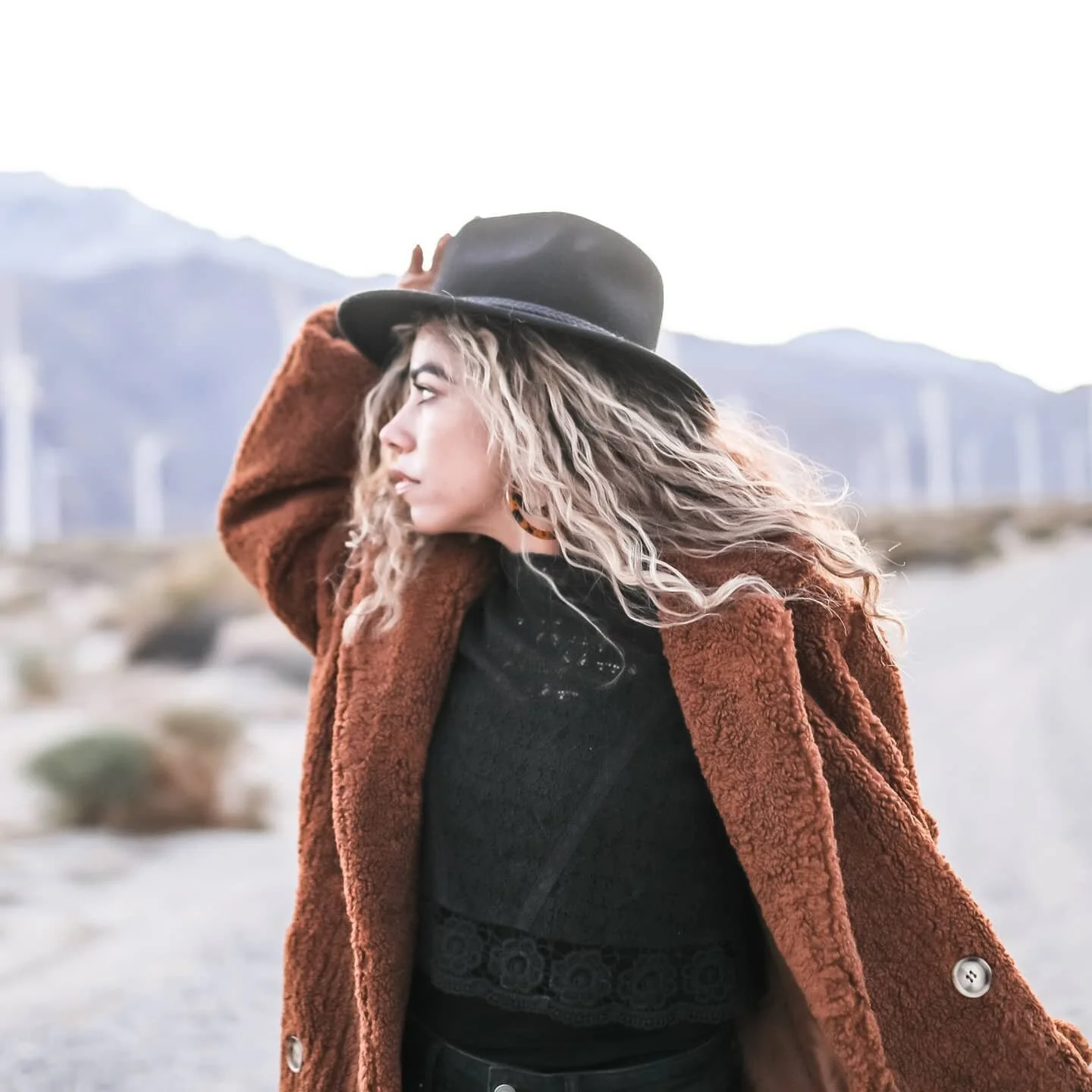 𝕯𝖊𝖆𝖗 𝕾𝖆𝖑𝖙𝖞,
&bull;
Don't look back. Don't forget -but Don't stop (moving forward.)
&bull;
In this season it's very important to remember ✔️What we learned ✔️How we grew ✔️What became essential &amp; ✔️How we prayed.
&bull;
You've heard that 