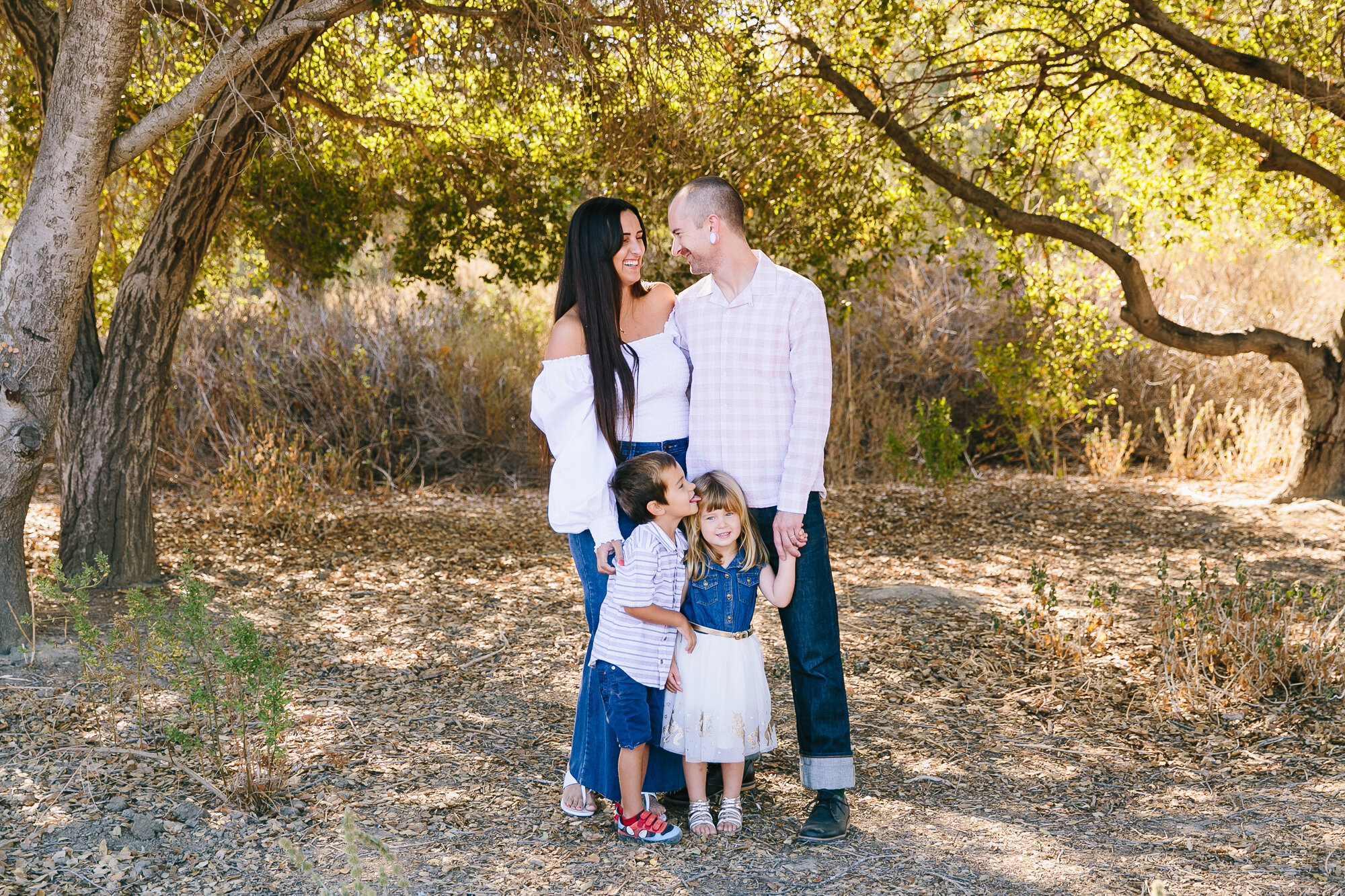 Los_Angeles_Family_Photography_Orange_County_Children_Babies_Field_Farm_Outdoors_Morning_Session_California_Girls_Boys_Kids_Photography-0396.jpg