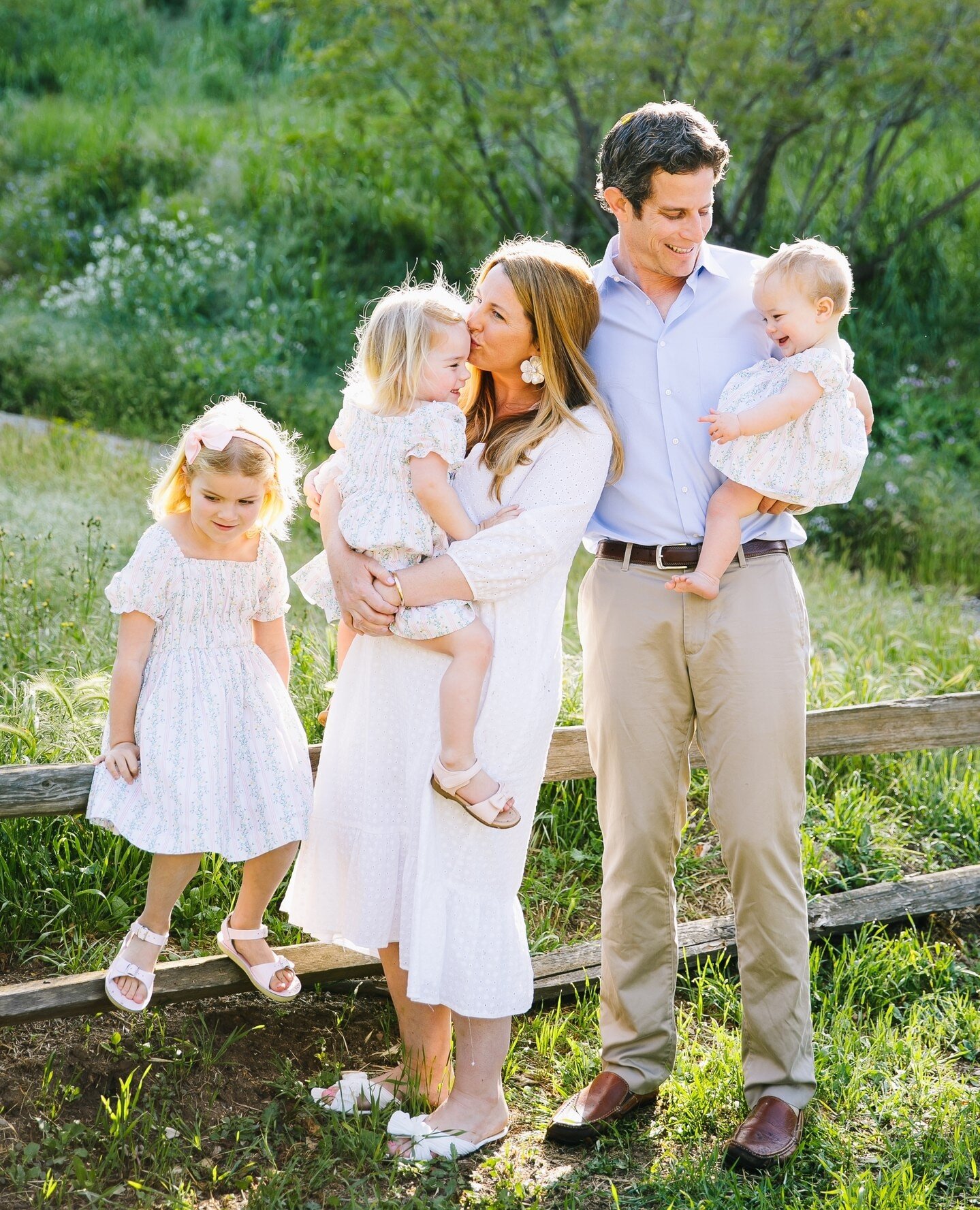 Family session fact - they WILL feel like chaos. 95% of the time anyway, so if you find yourself contemplating running for the hills, breaking out into cold sweats over outfits, your littlest just face planted in the parking lot and you're pretty sur