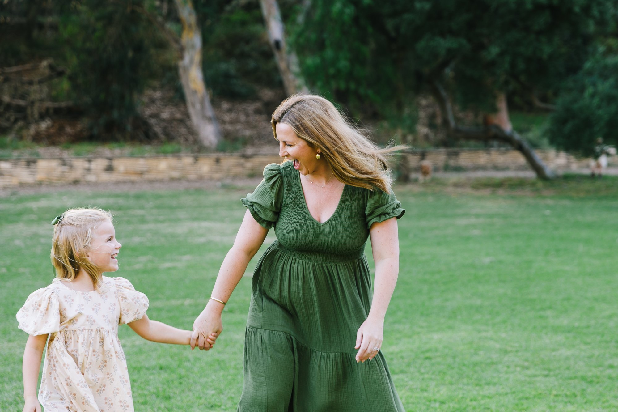 Los_Angeles_Family_Photographer_Golden_Hour_Mini_Session_Fall_Photos_Holiday_Card_Kids_Babies_Children_Luxury_Best_California_Photography-0550.jpg