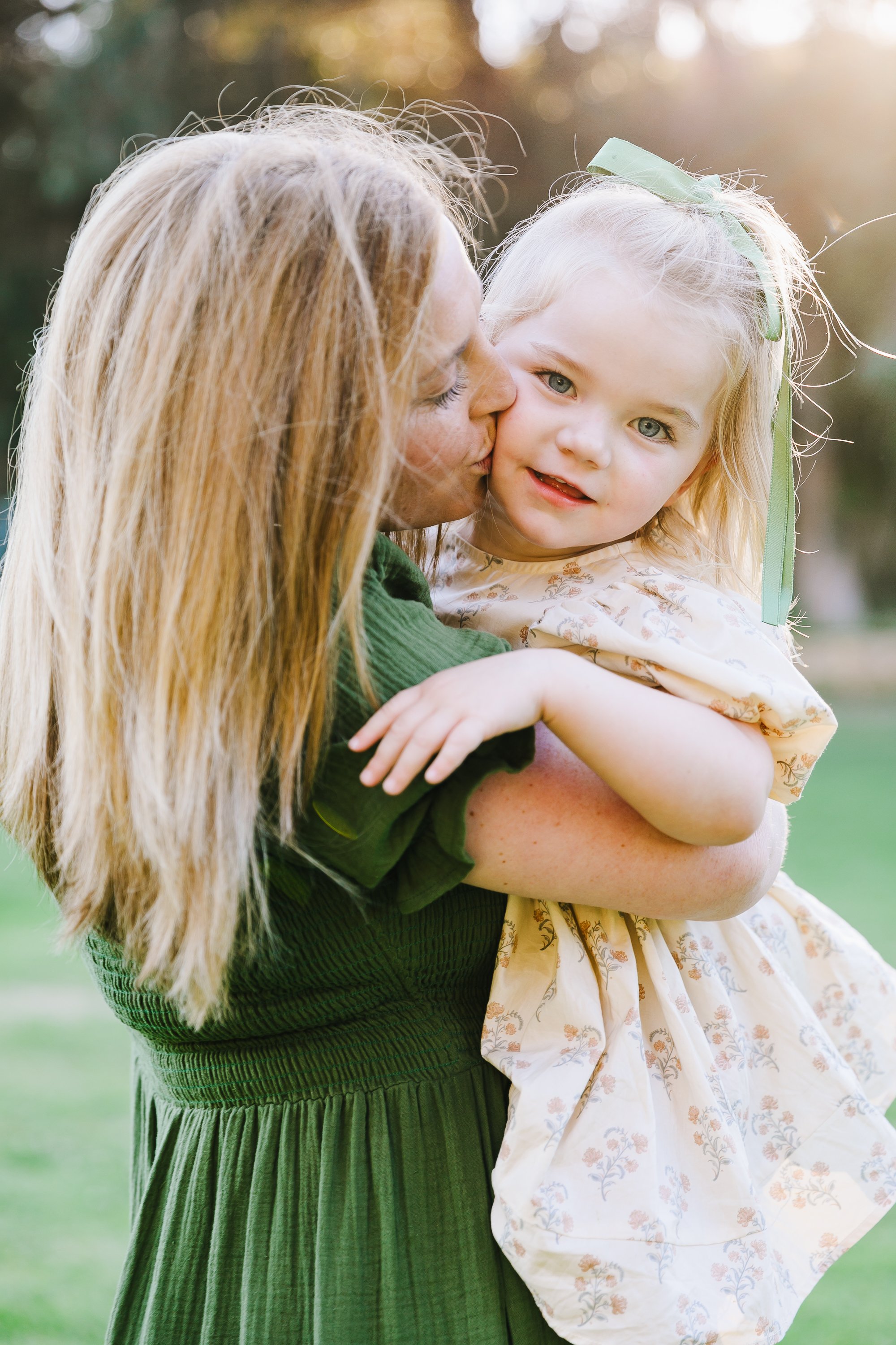 Los_Angeles_Family_Photographer_Golden_Hour_Mini_Session_Fall_Photos_Holiday_Card_Kids_Babies_Children_Luxury_Best_California_Photography-0651.jpg