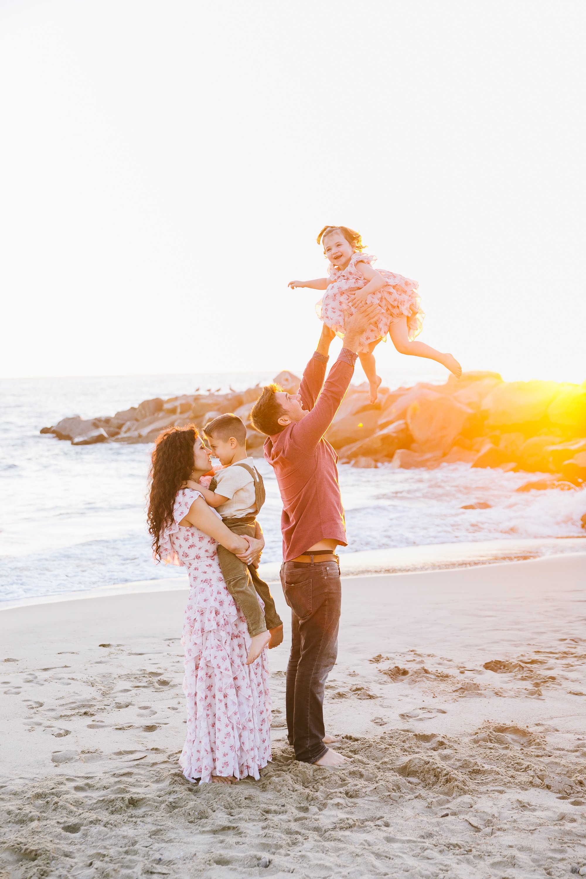 Los_Angeles_Family_Photographer_Mini_session_Golden_hour_Beach_Kid_Maternity_baby_Children_Holiday_Photography-2716.jpg