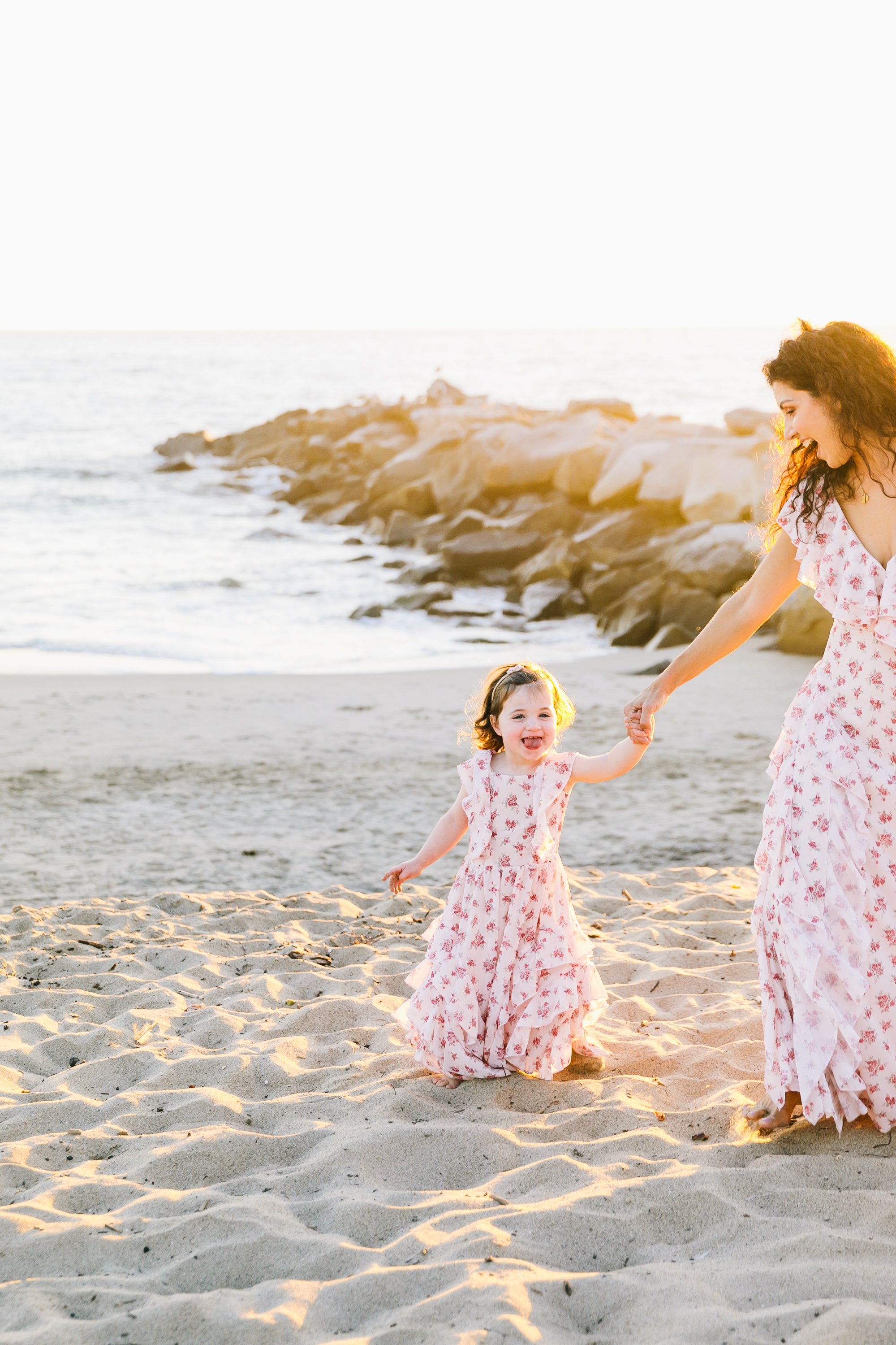 Los_Angeles_Family_Photographer_Mini_session_Golden_hour_Beach_Kid_Maternity_baby_Children_Holiday_Photography-2399.jpg