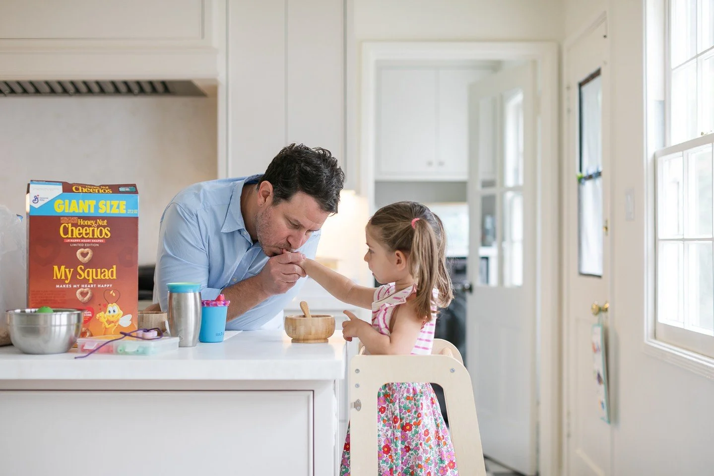 At-home sessions, a pros + cons list⁠
⁠
PROS⁠
- Comfortable⁠
- Relaxed⁠
- Meet everyone's needs whenever they arise⁠
- No rush⁠
- No commute⁠
- Location permits not required⁠
⁠
CONS⁠
- You're already home⁠
- Nobody can take off that fancy dress, but 