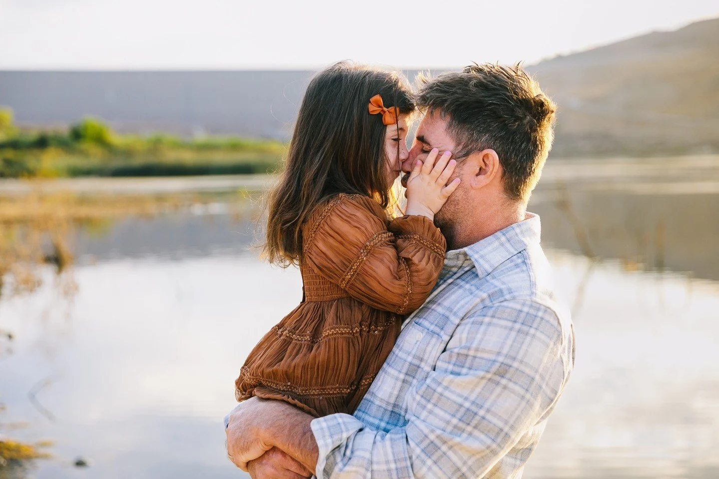 Love those smushy face kisses⁠
⁠
&bull;⁠
&bull;⁠
&bull;⁠
&bull;⁠
&bull;⁠
&bull;⁠
#billyedonyaphotography #theaugustmag #familyphoto #familyphotographer #thebloomforum #theartofmotherhood #familyphotography #familyportraitphotographer #honestmotherhoo
