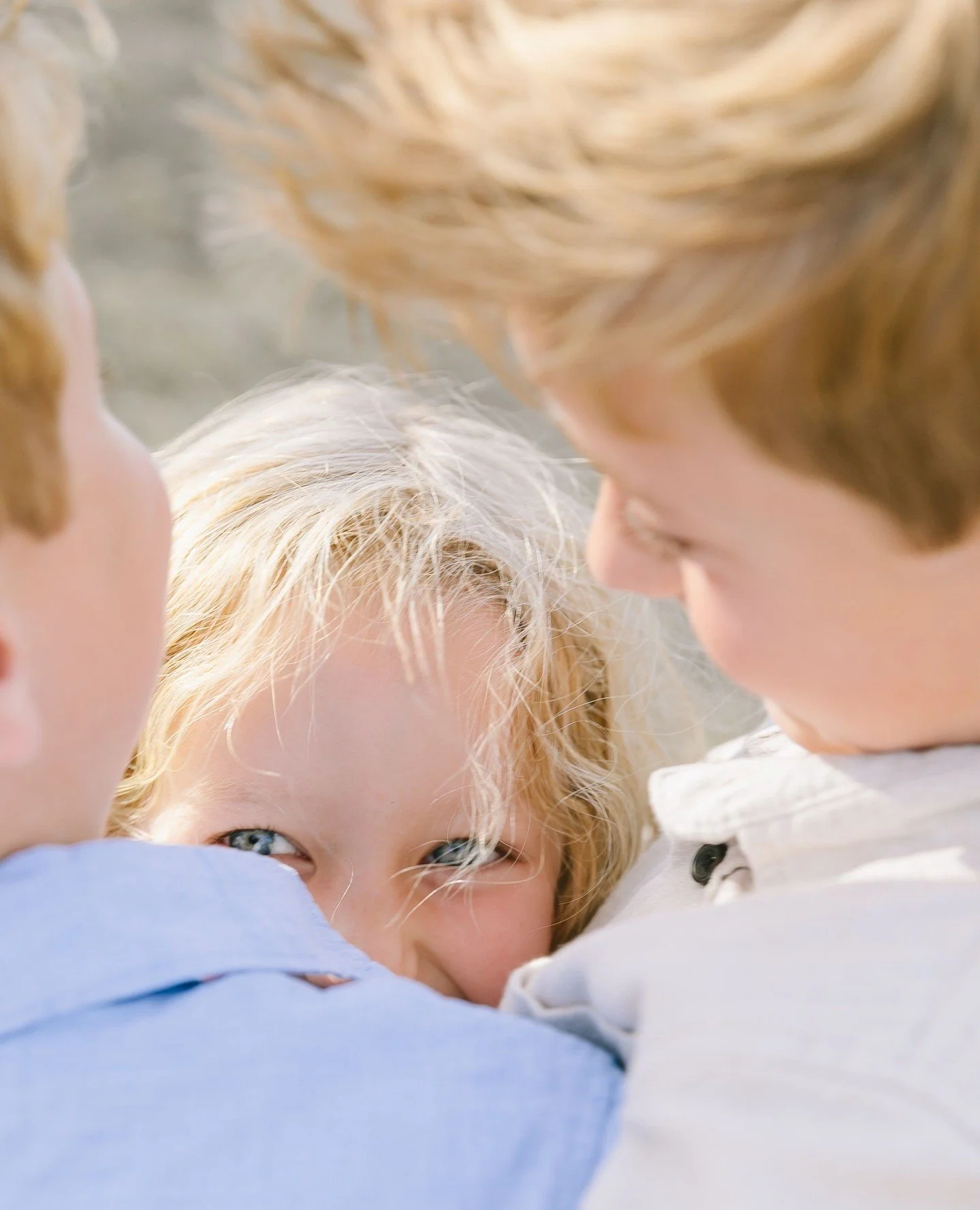 CUDDLE PUDDLE⁠
⁠
&bull;⁠
&bull;⁠
&bull;⁠
&bull;⁠
&bull;⁠
&bull;⁠
#billyedonyaphotography #theaugustmag #familyphoto #familyphotographer #thebloomforum #theartofmotherhood #familyphotography #familyportraitphotographer #honestmotherhood #lifestylefami